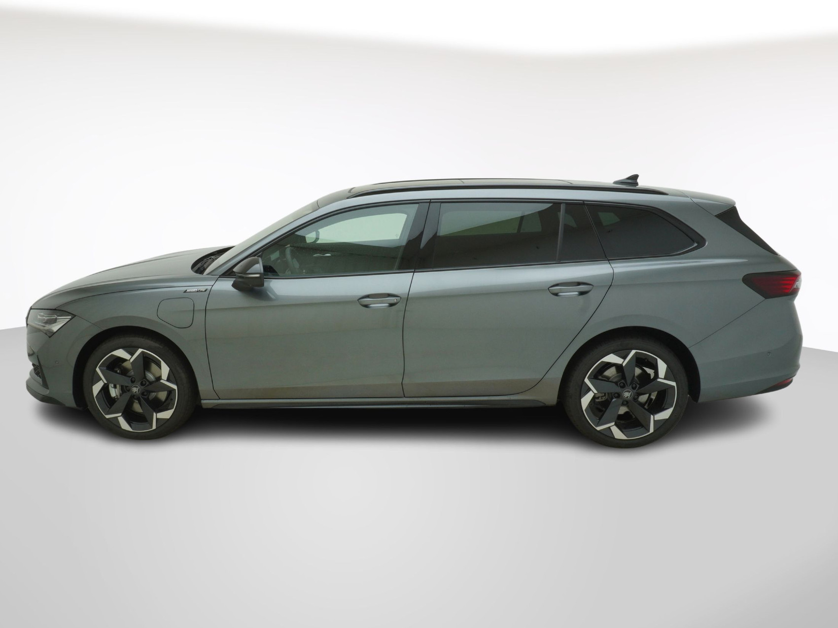 SKODA Superb 1.5 TSI Plug-in-Hybrid Sportline DSG