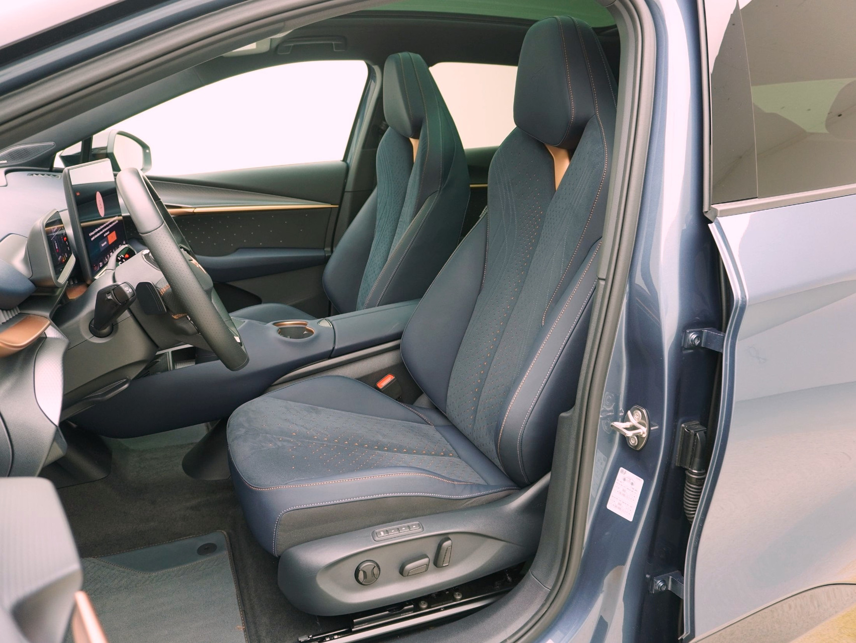 CUPRA Tavascan VZ Adrenaline