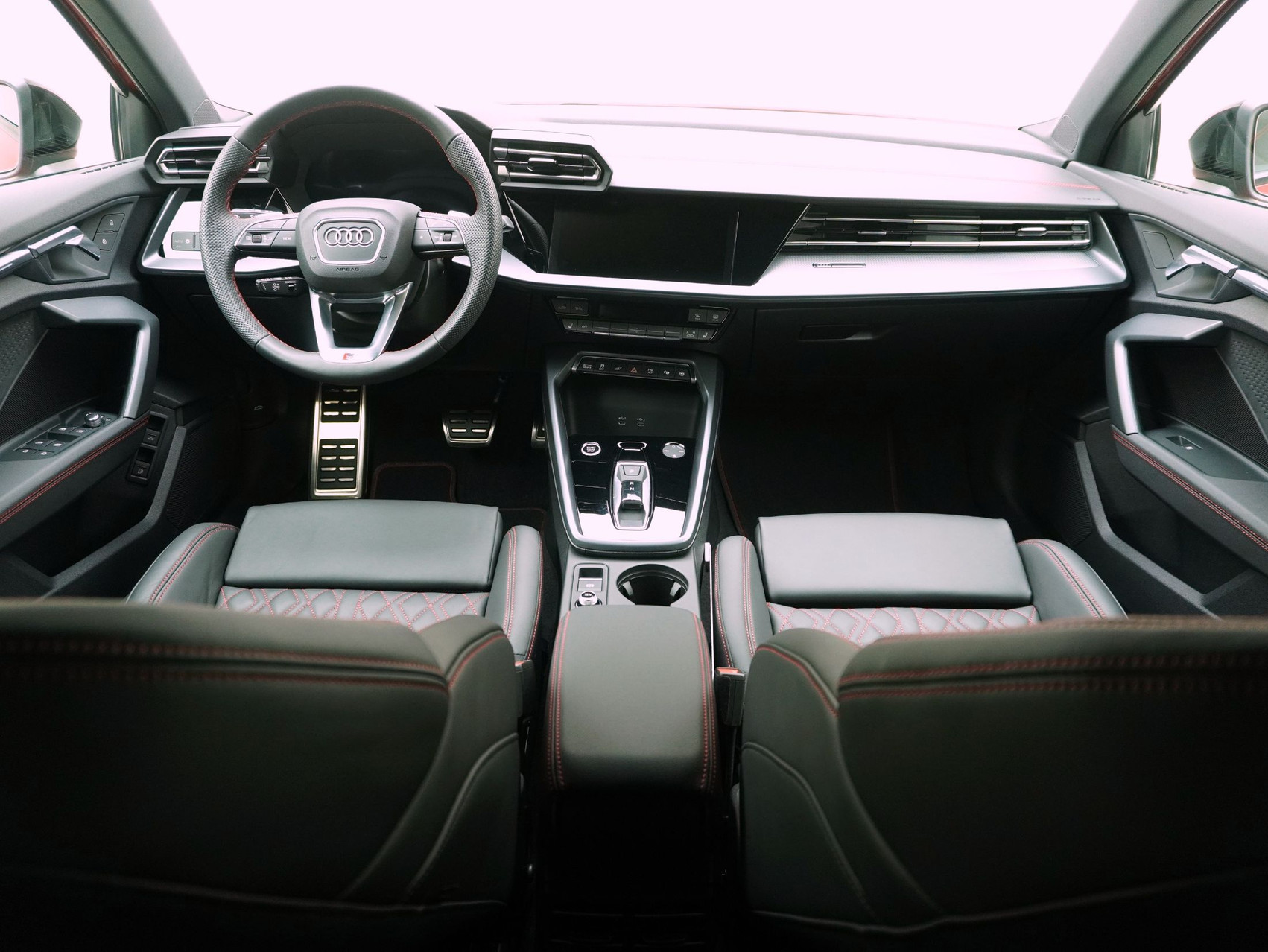 AUDI A3 Sportback 45 TFSI e S Line S-Tronic **Audi Werksgarantie bis 03/2030**