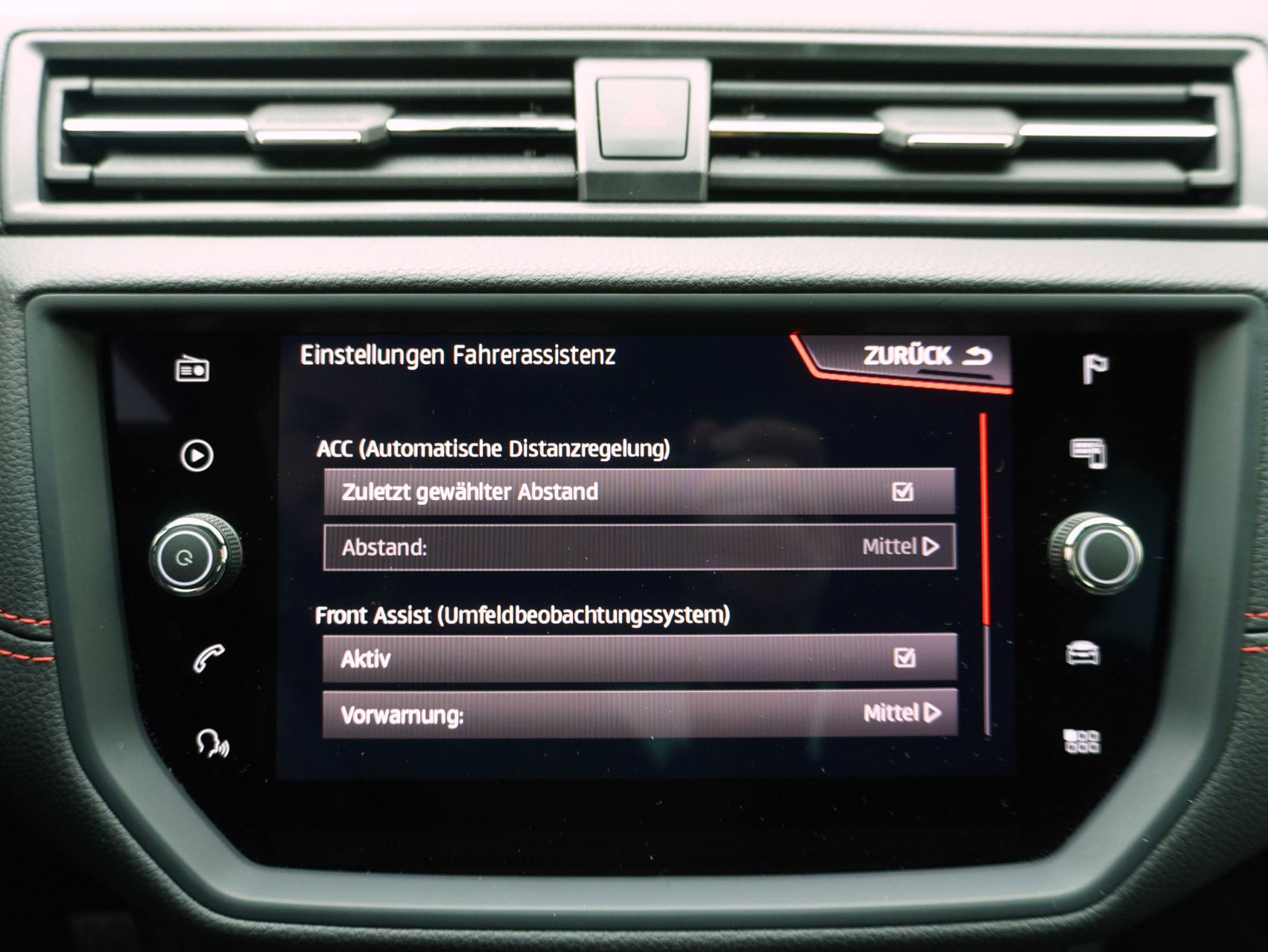 SEAT Arona 1.0 TSI DSG FR