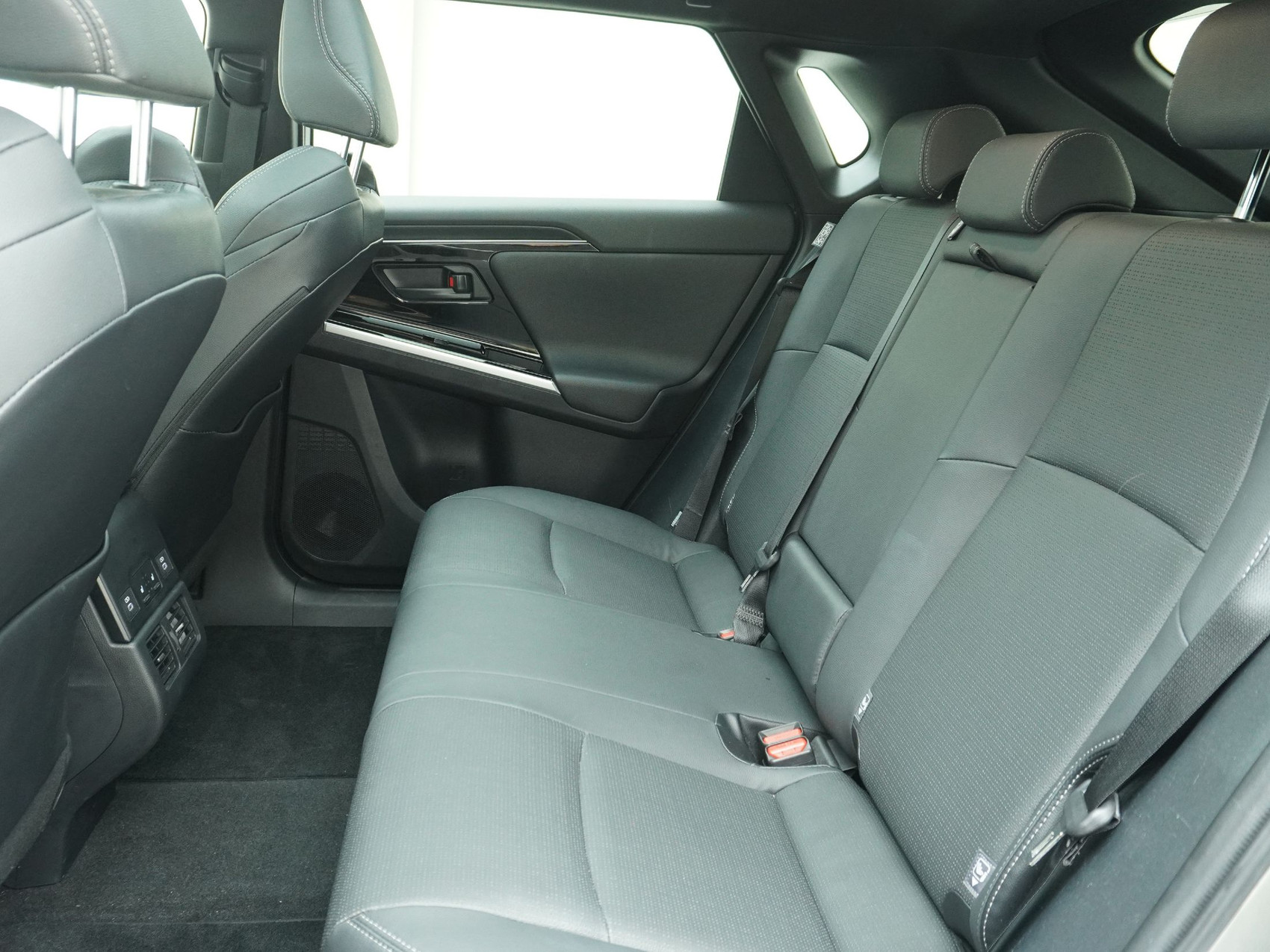 TOYOTA bZ4X Premium AWD ** 4×4 ** 11 KW **