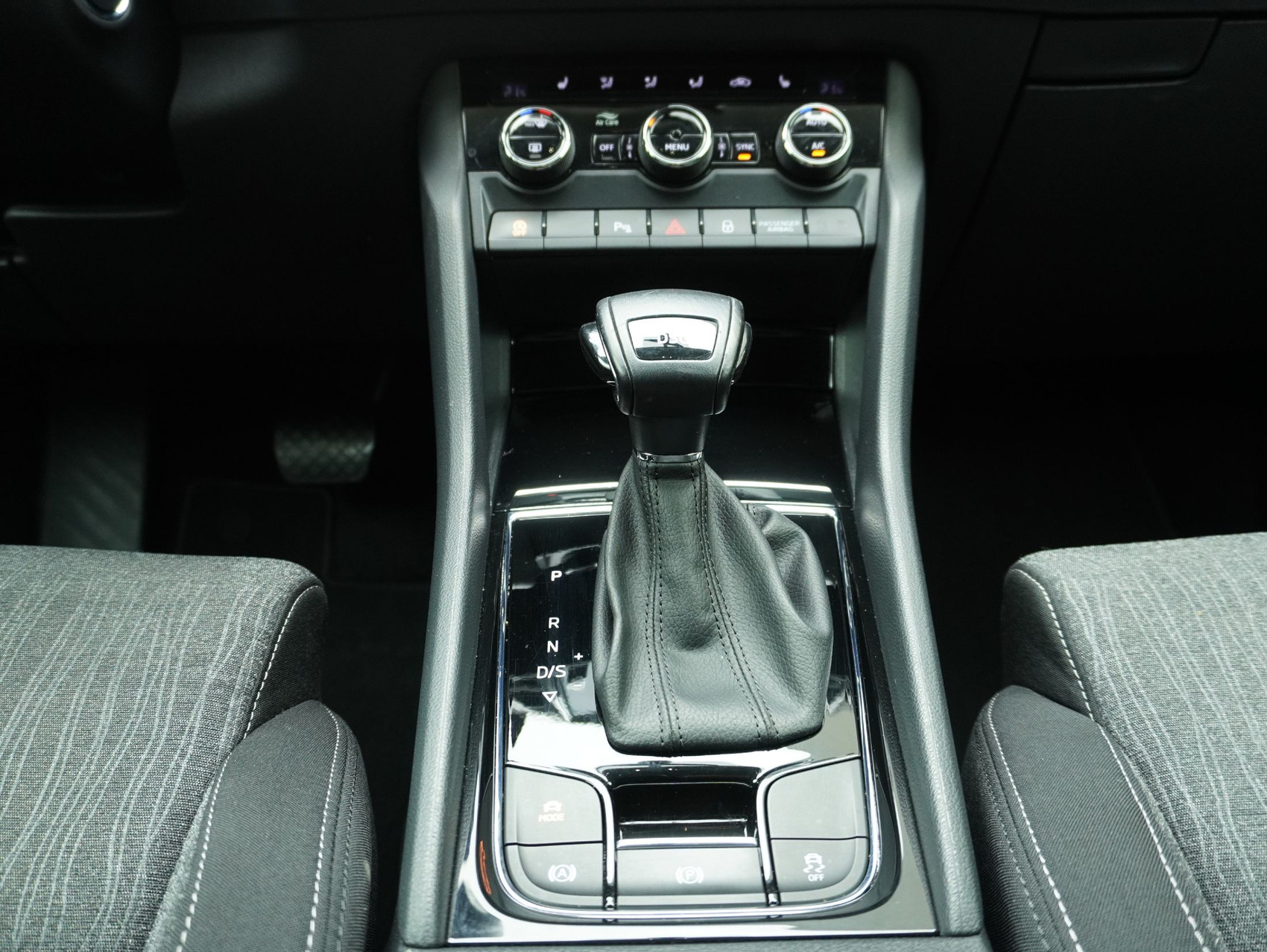 SKODA Karoq 1.5 TSI DSG Style