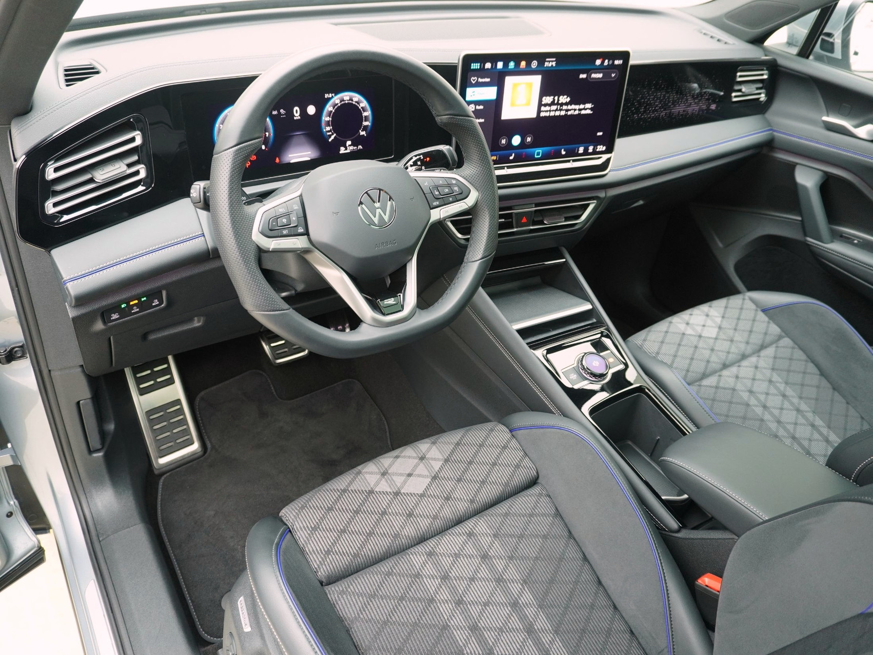 VW Tiguan 2.0 TSI DSG R-Line 4Motion (2025)