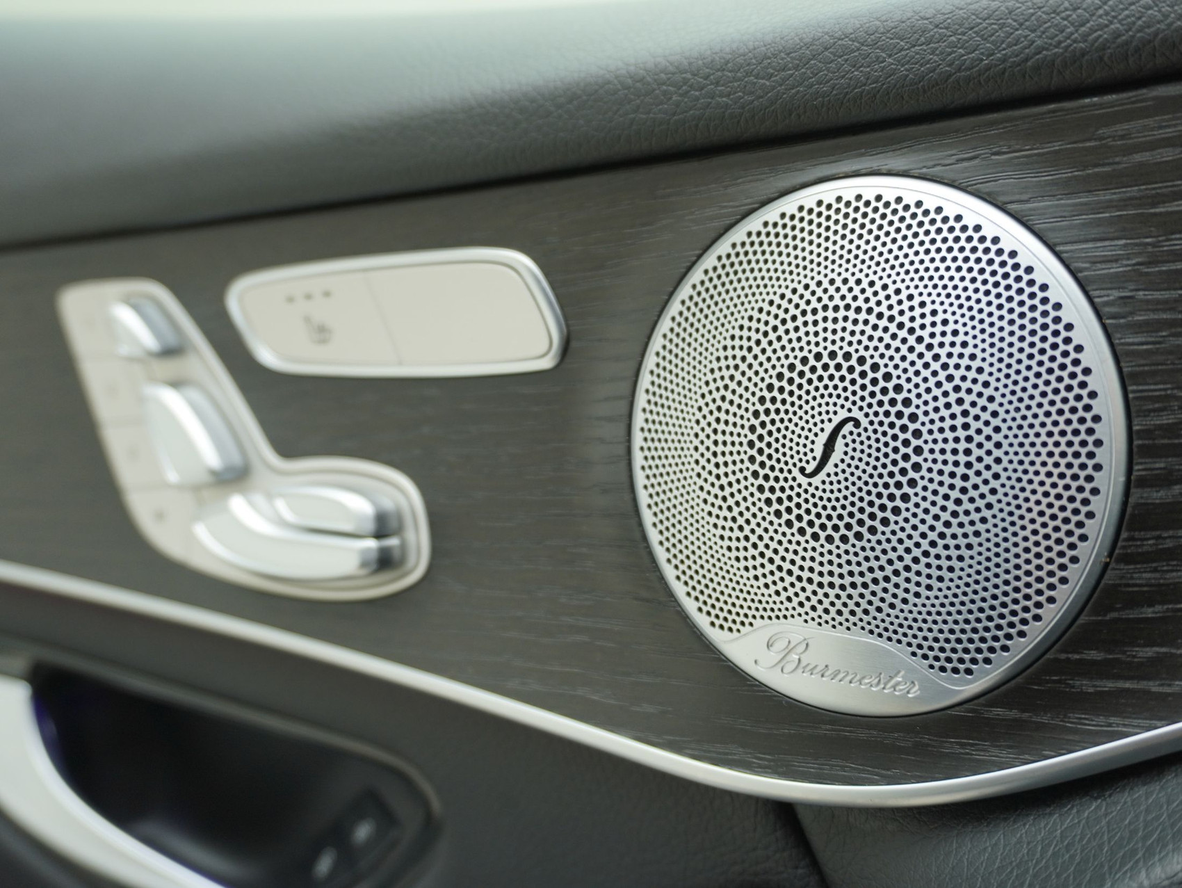 MERCEDES-BENZ GLC-Klasse GLC 220 d AMG Line 4matic