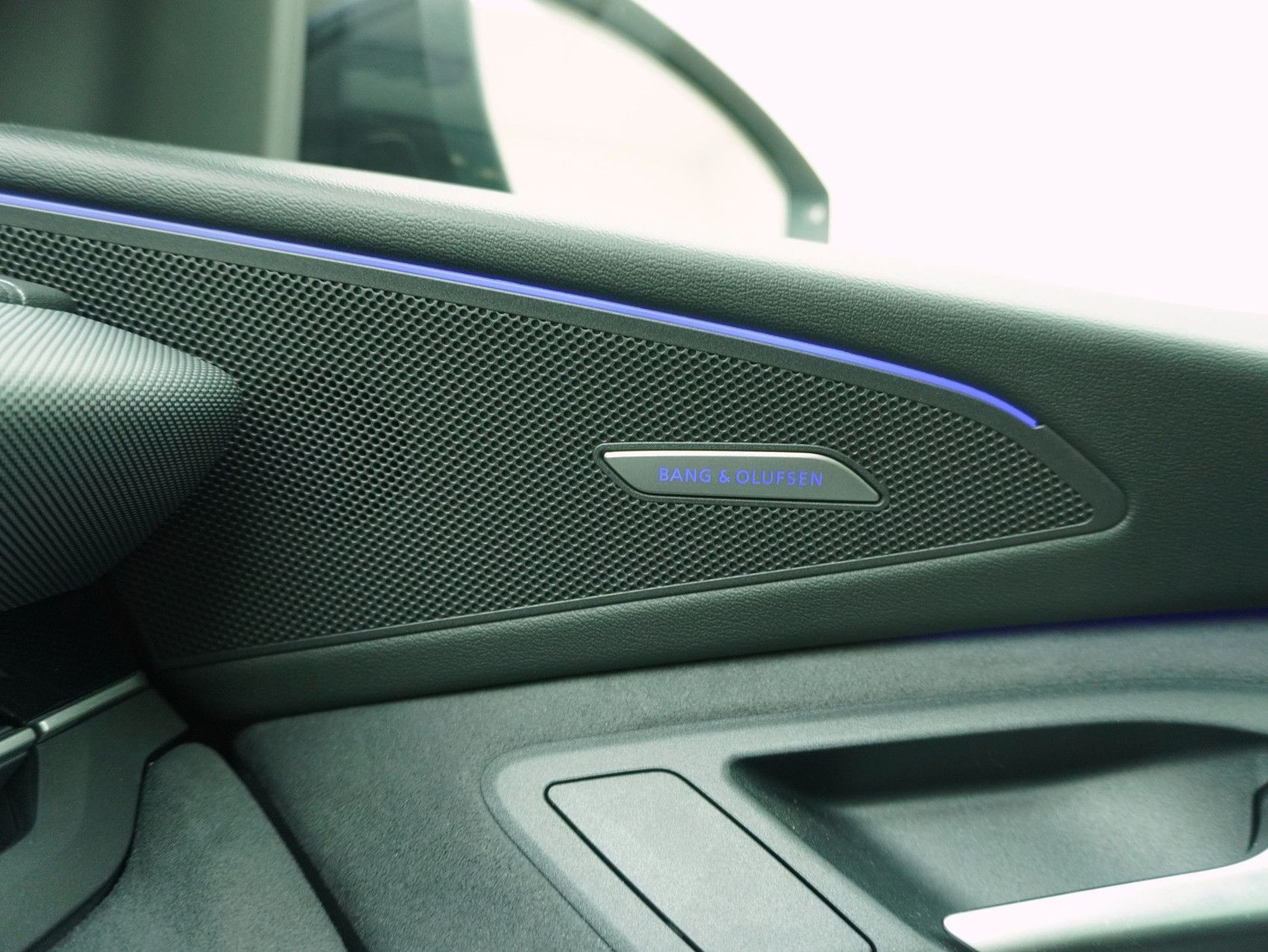 AUDI Q6 e-tron S line quattro **Audi Werksgarantie bis 03/2030**