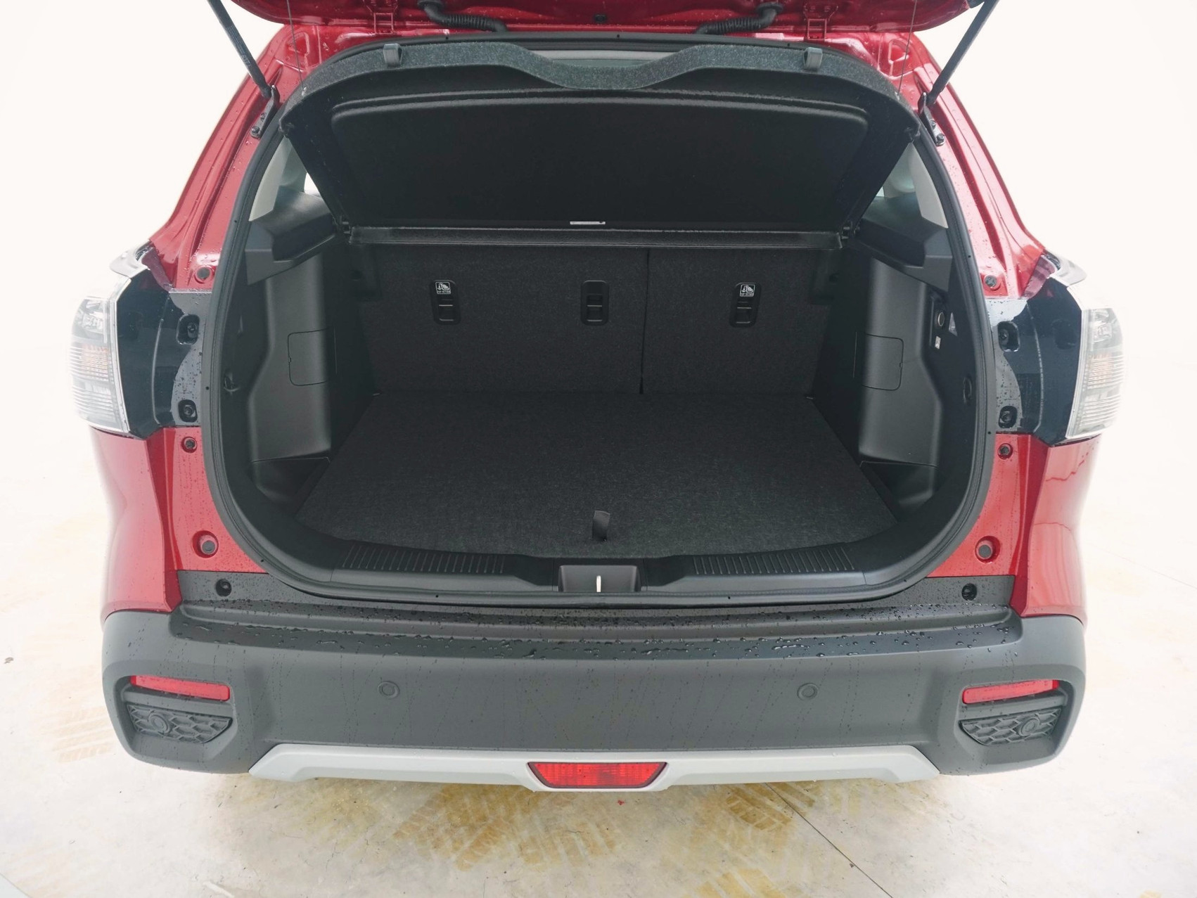 SUZUKI S-Cross 1.4 T Compact Top Hybrid 4×4