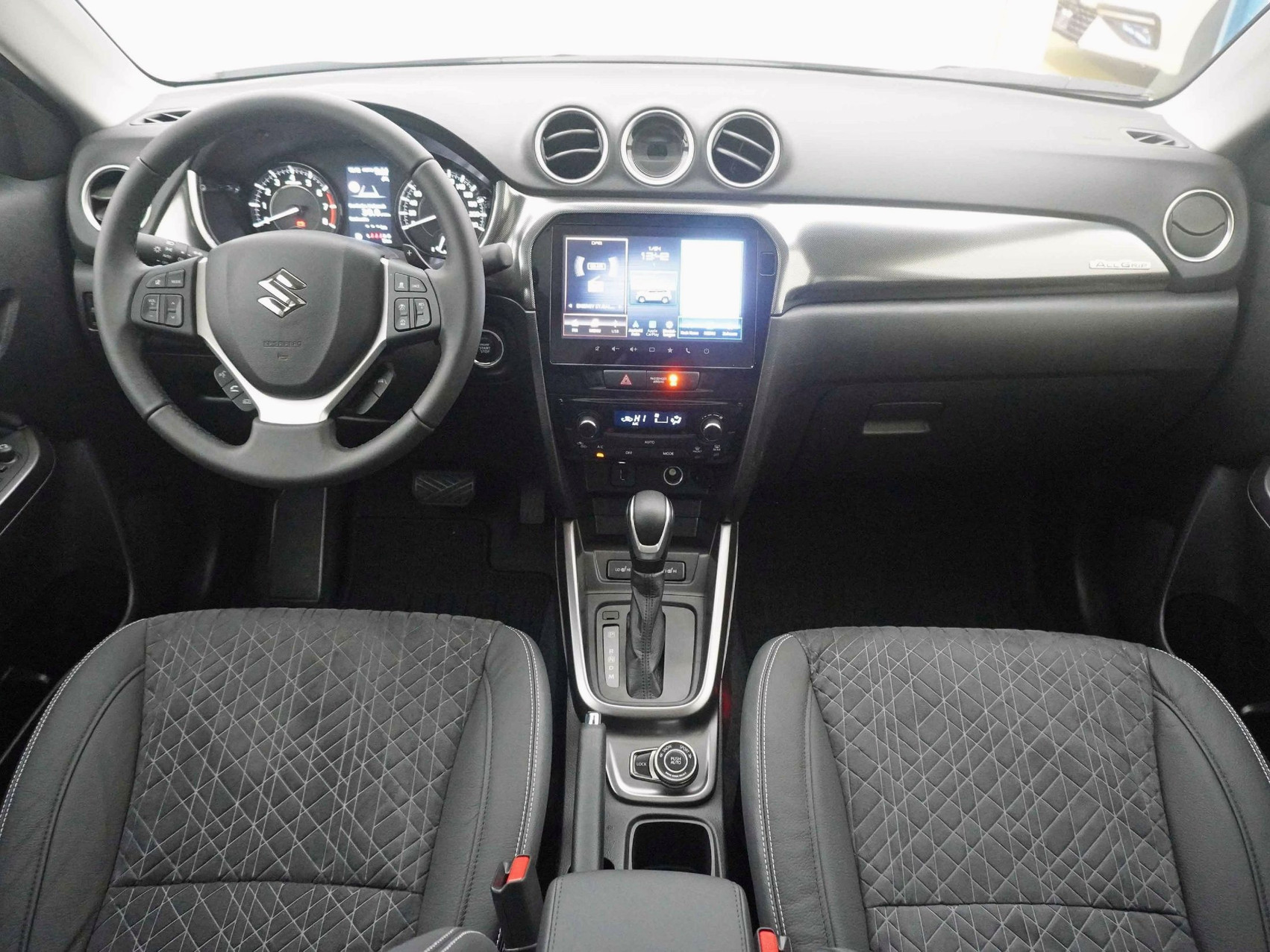 SUZUKI Vitara 1.4 T Compact Top Hybrid 4×4