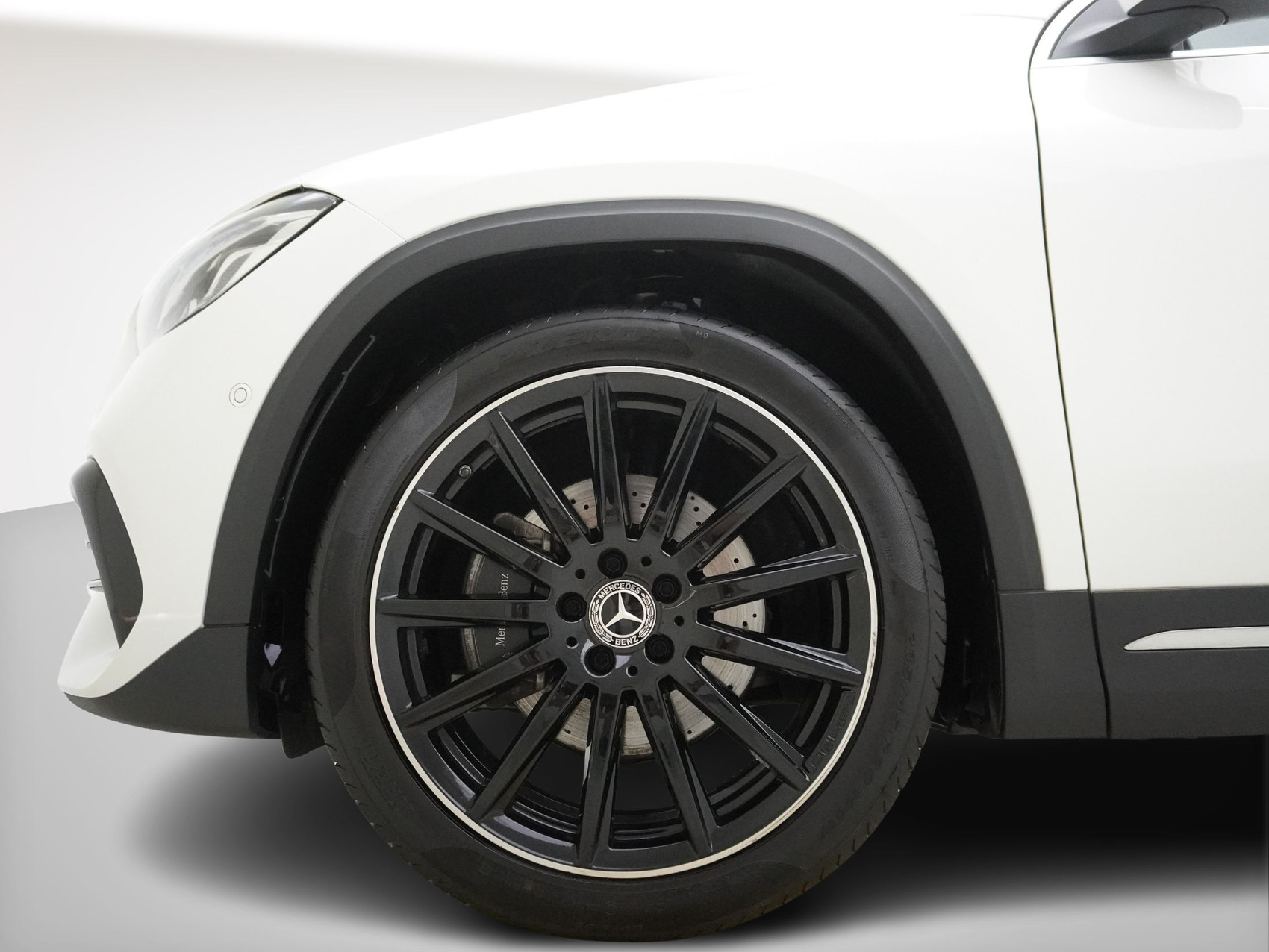 MERCEDES-BENZ GLA-Klasse GLA 200 AMG Line