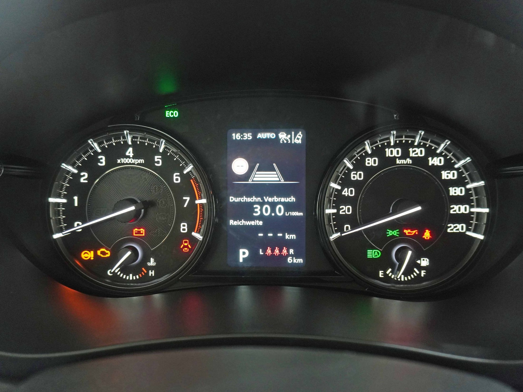 SUZUKI S-Cross 1.5 Compact Top Hybrid 4×4
