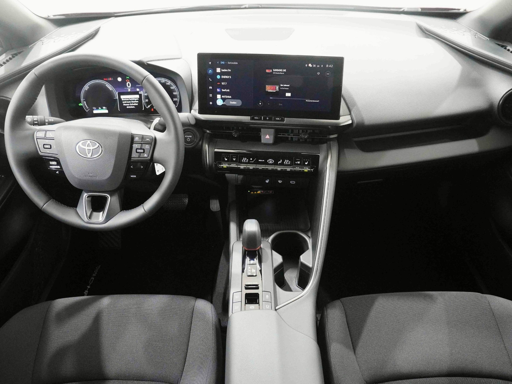 TOYOTA C-HR 2.0 PHEV Swiss Edition ** inkl. 8-Fach Bereifung **