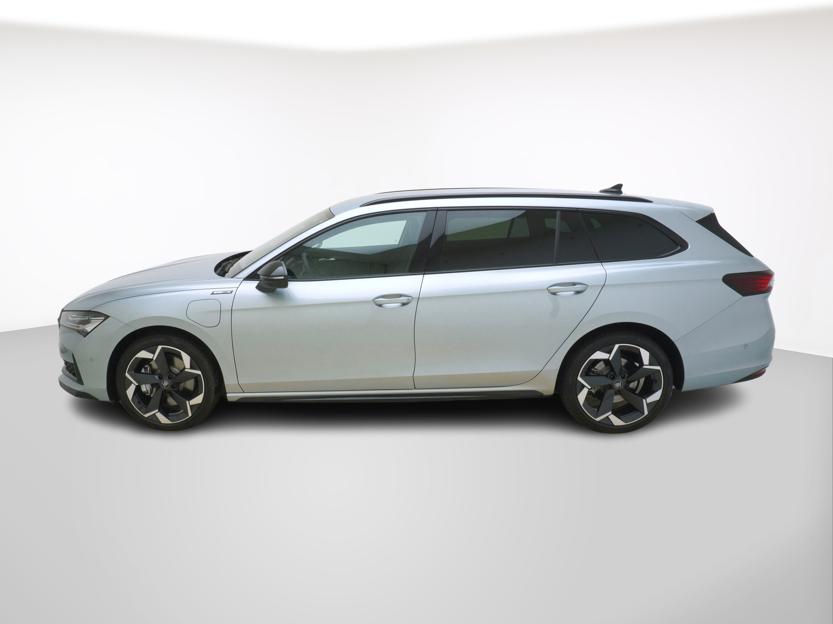SKODA Superb 1.5 TSI Plug-in-Hybrid Sportline DSG