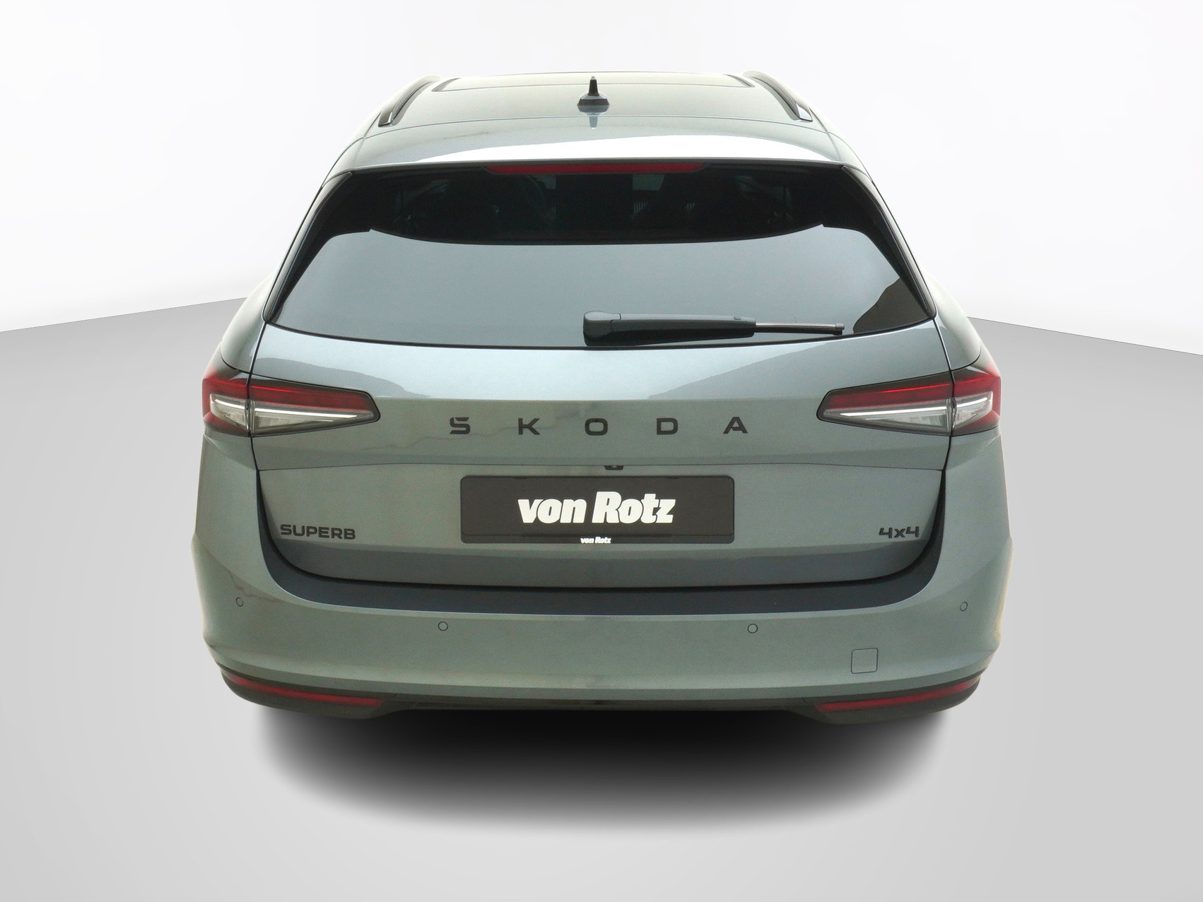 SKODA Superb 2.0 TDI Sportline 4×4 DSG