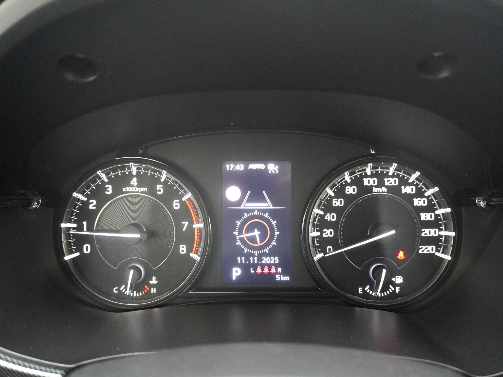 SUZUKI Vitara 1.4 T Compact Top Hybrid 4×4