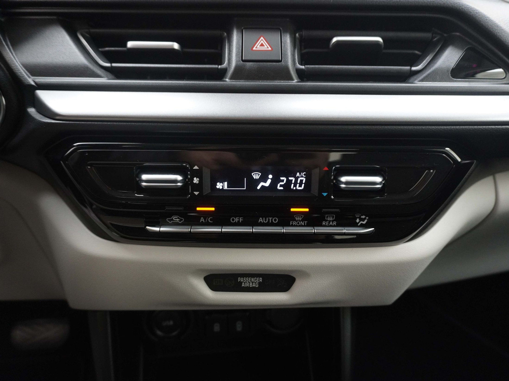 SUZUKI Swift 1.2 Compact Top Hybrid