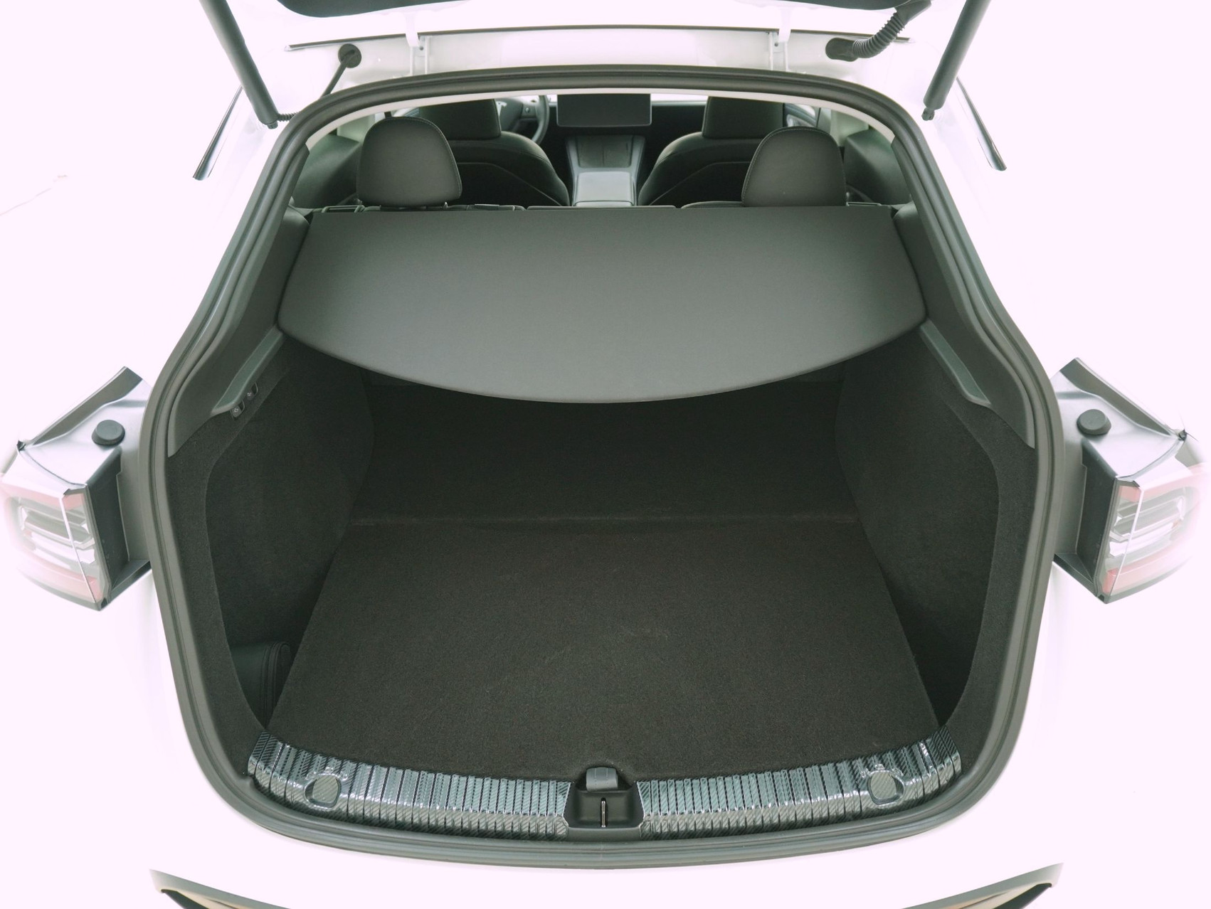 TESLA Model Y Long Range Dual AWD