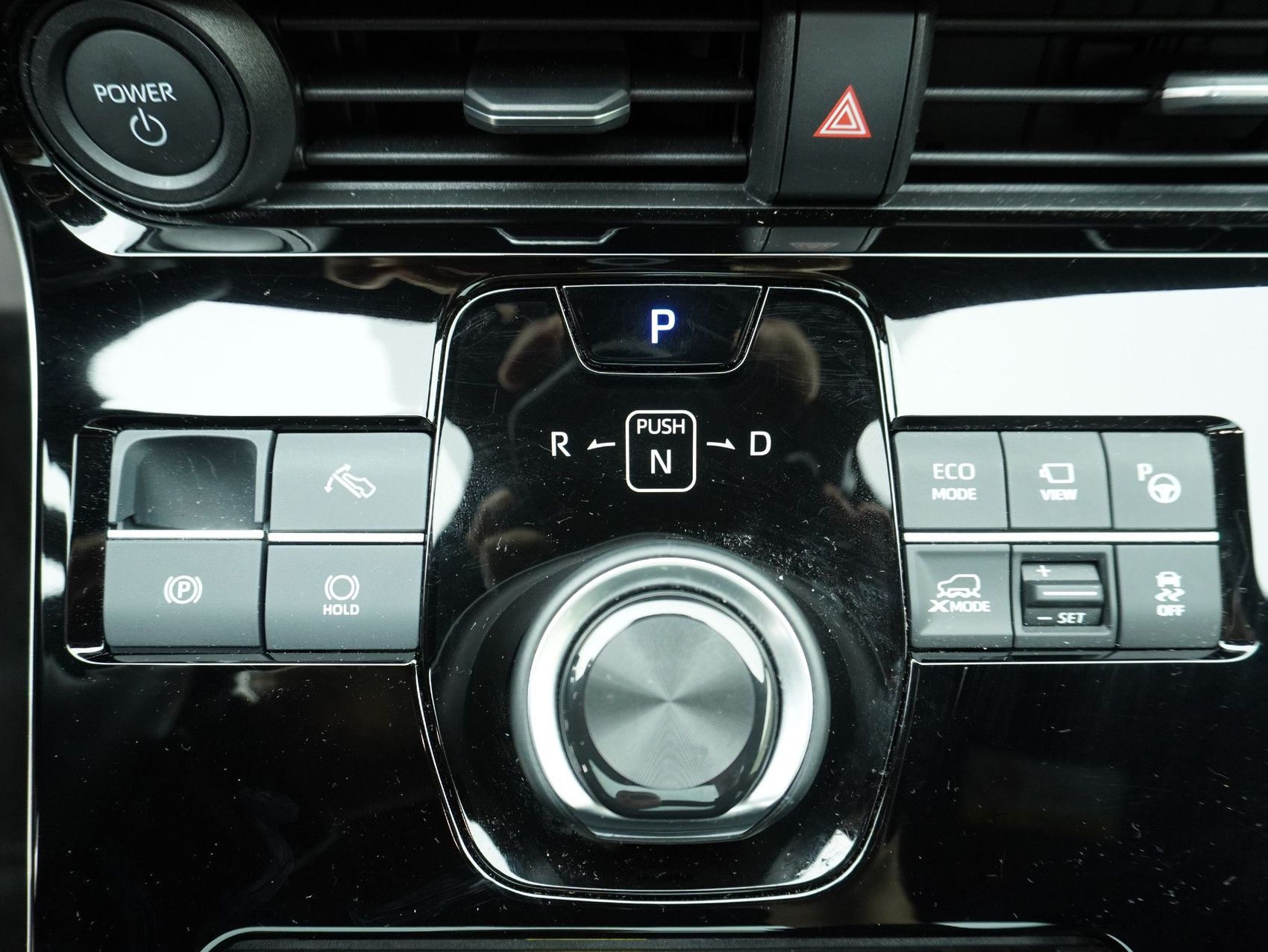 TOYOTA bZ4X Premium AWD ** 4×4 ** 11 KW **