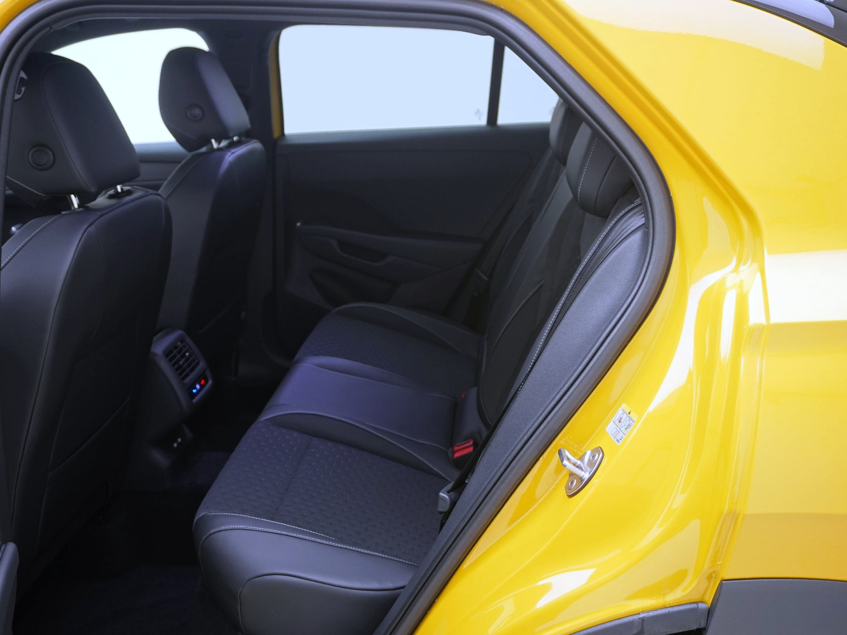 VW T-Roc 1.5 eTSI R-Line DSG