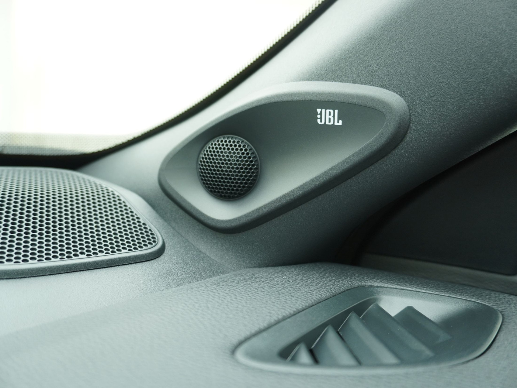 TOYOTA Yaris Cross 1.5 VVT-i HSD Premium AWD-i