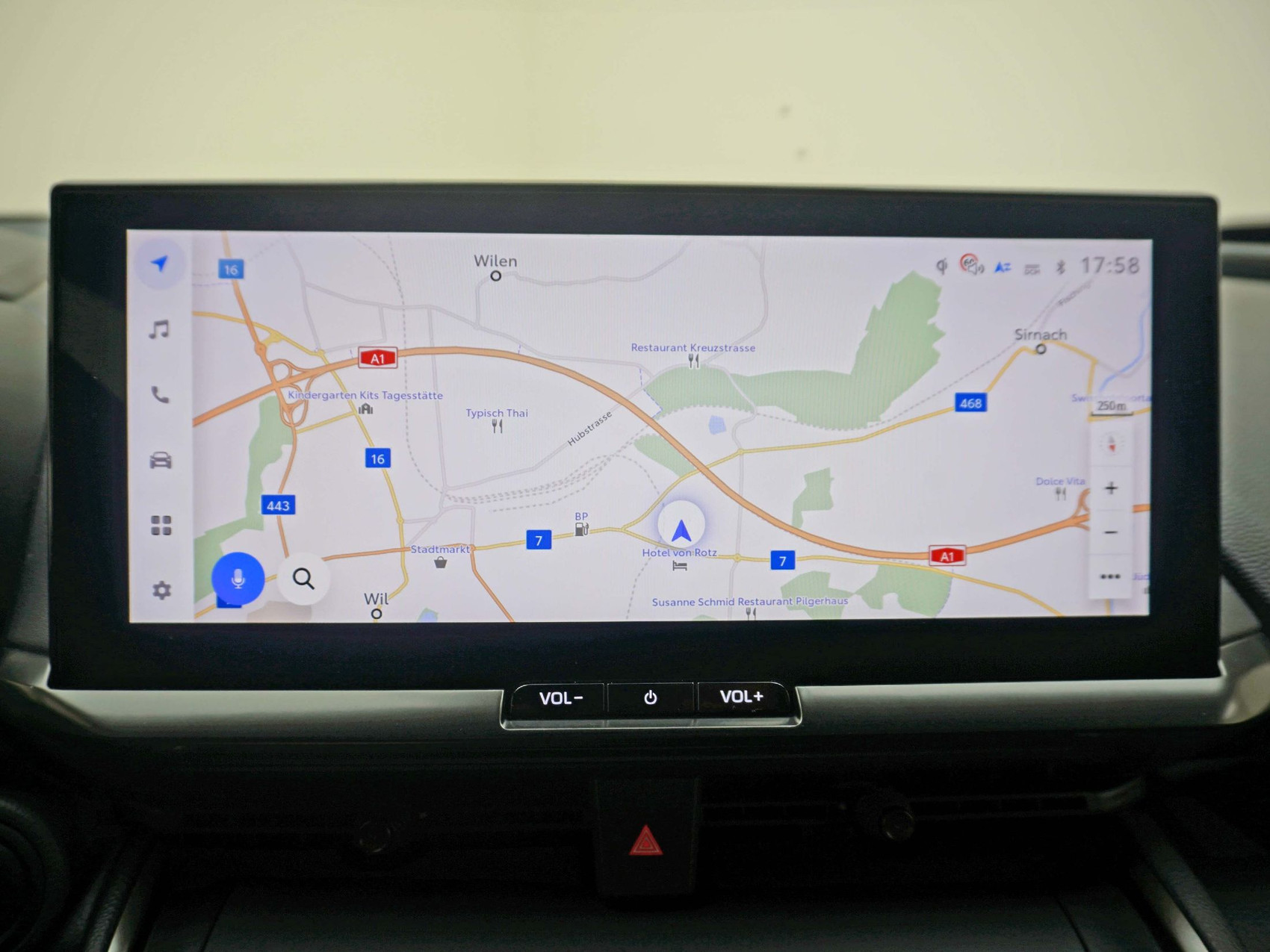 TOYOTA C-HR 2.0 PHEV Swiss Edition ** inkl. W-Räder Alu **