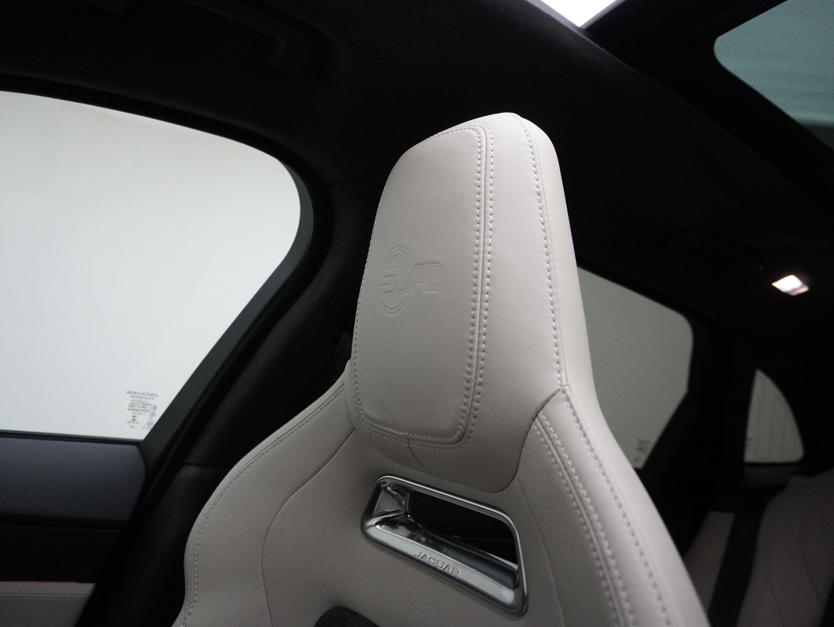 JAGUAR F-Pace 5.0 V8 SVR AWD