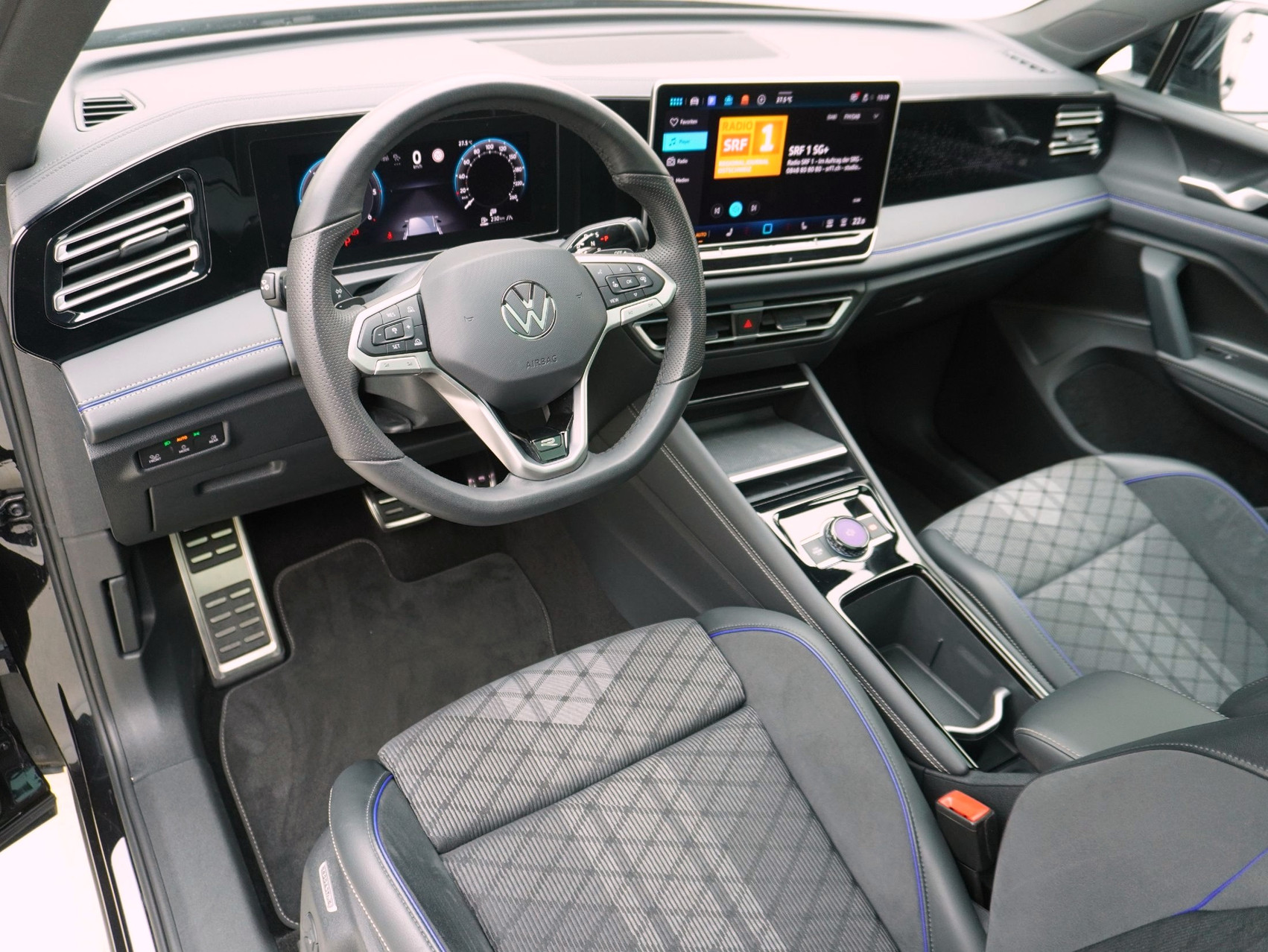 VW Tiguan 2.0 TDI DSG R-Line Black Style 4Motion (2025)