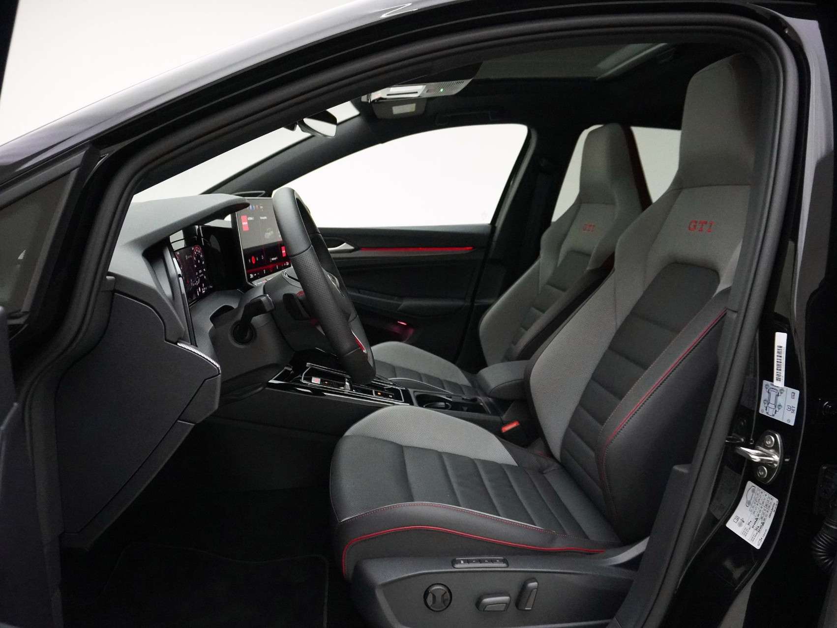 VW Golf 8.5 2.0 TSI DSG GTI Black Style (2025) **Leder/Harmon-Kardon/Sitzbelüftung/uvm.**