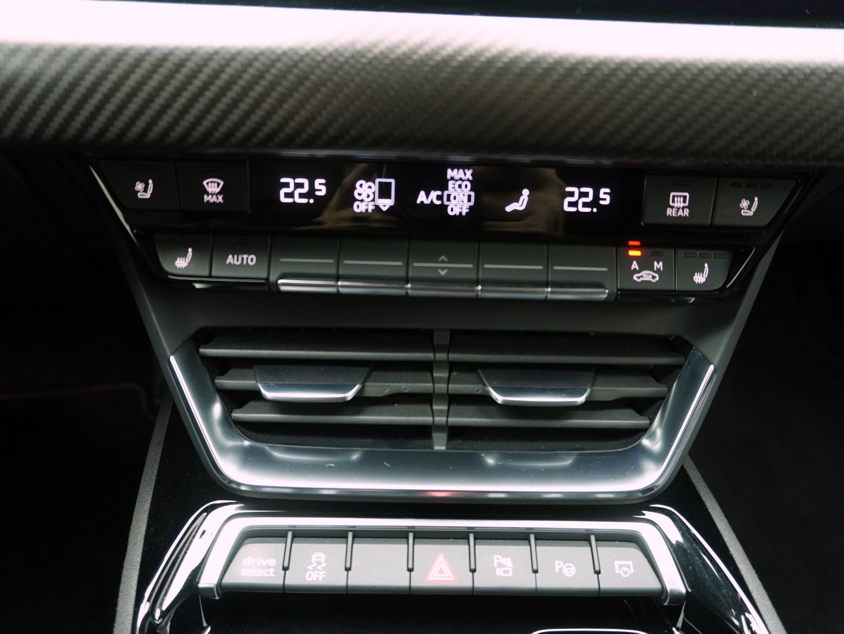 AUDI e-tron GT RS quattro **Carbon Optik / Hinterachslenkung / Matrix / uvm.**