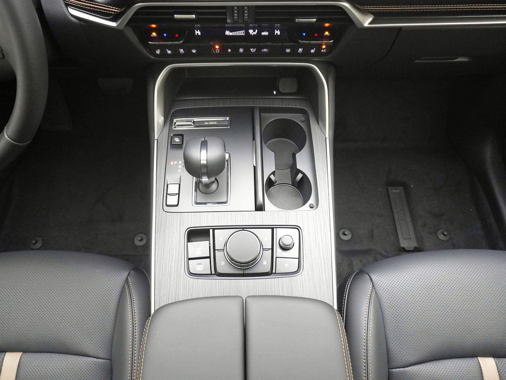 MAZDA CX-60 2.5 PHEV Homura Plus ***Gratis Mazda Service Pack 4 Jahre / 80’000km***