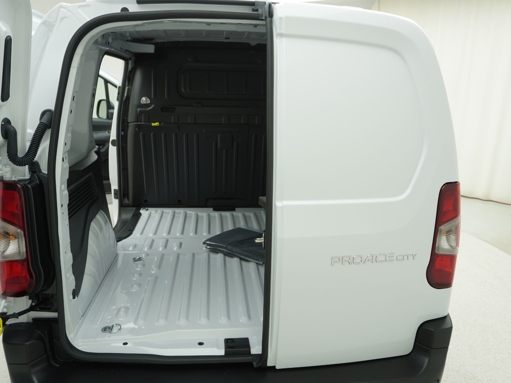 TOYOTA Proace City PROACE CITY Van L1 1.5 D Active ** Automat **