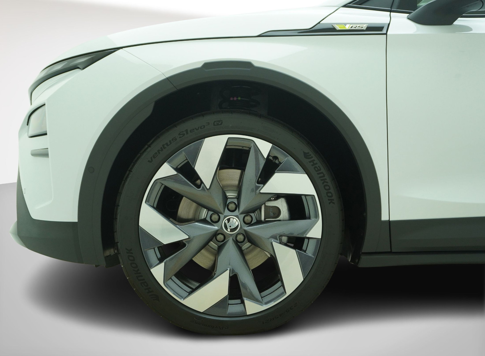 SKODA Elroq RS-MAXX 4×4