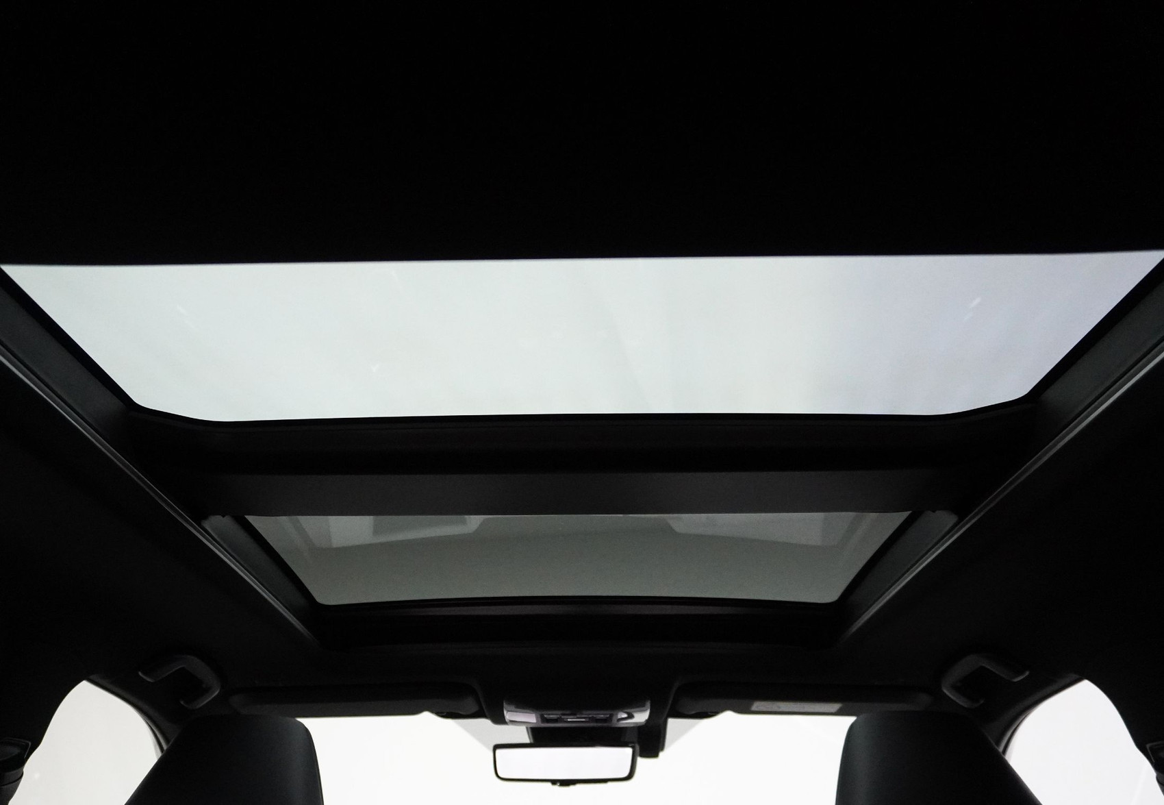 TOYOTA RAV4 2.5 Plug-In-Hybrid Platinum ** inkl. Panorama Roof  **