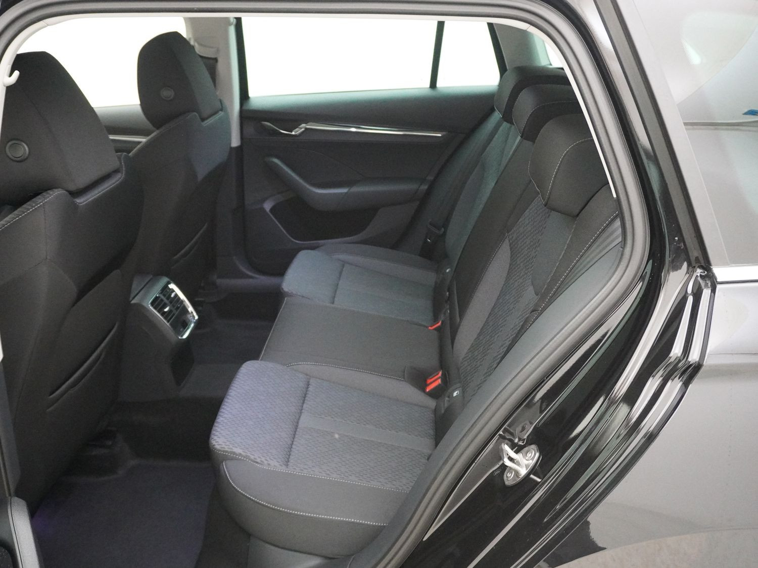 SKODA Octavia 1.5 eTSI Style DSG