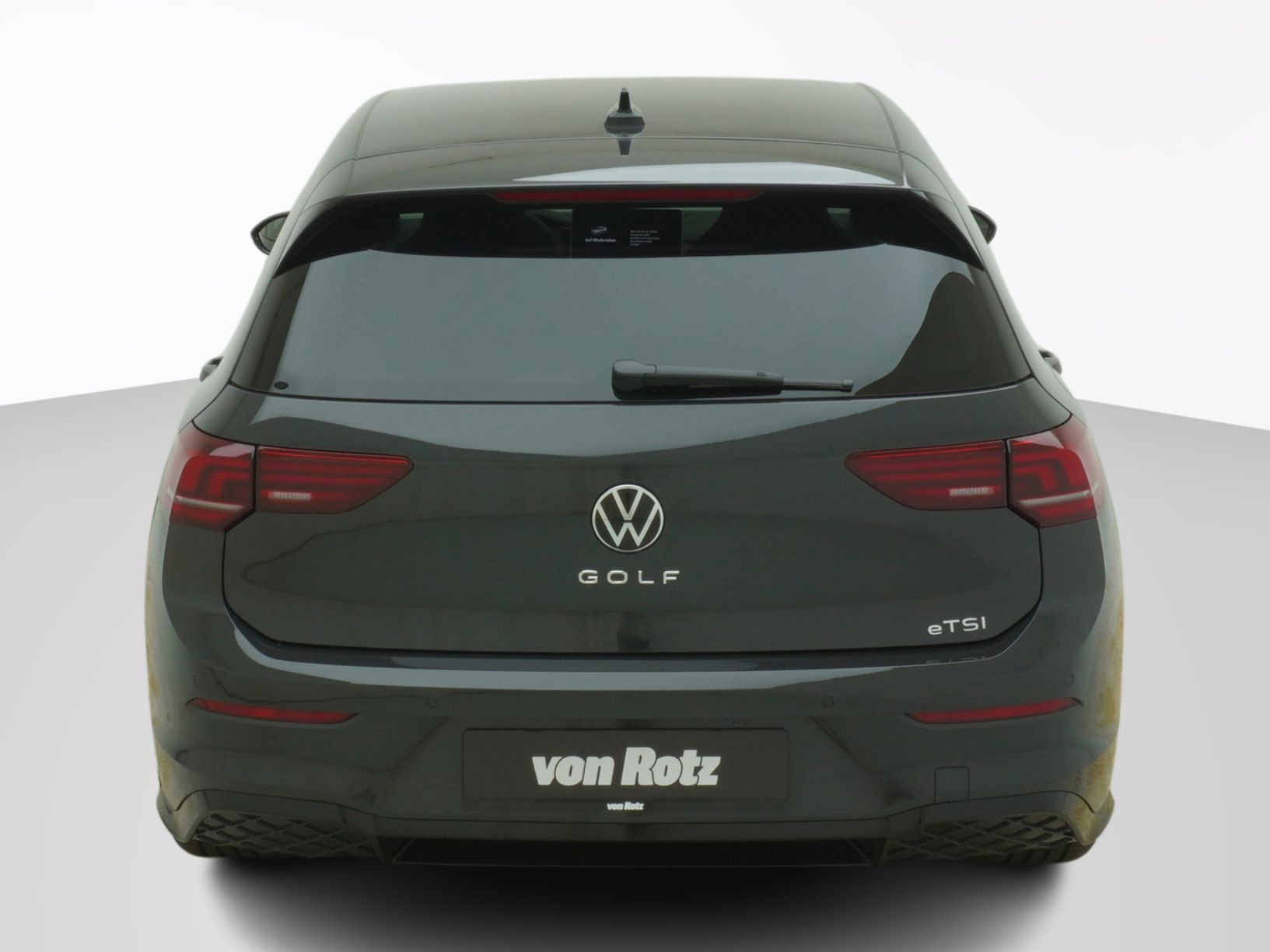 VW Golf VIII 1.5 eTSI R-Line DSG