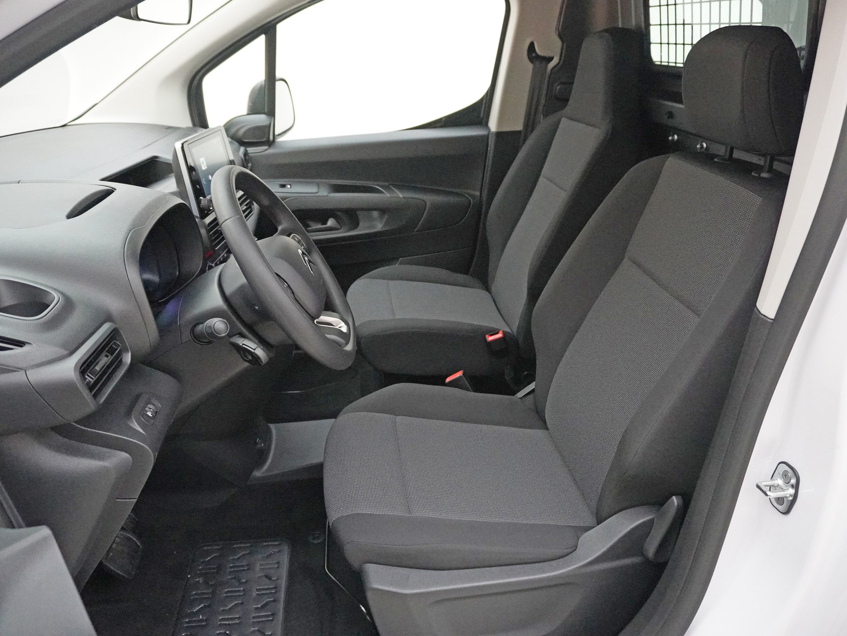 CITROËN ë-Berlingo M erhöhte Nutzlast 50kWh Swiss Edition ***Inklusive Navigation***