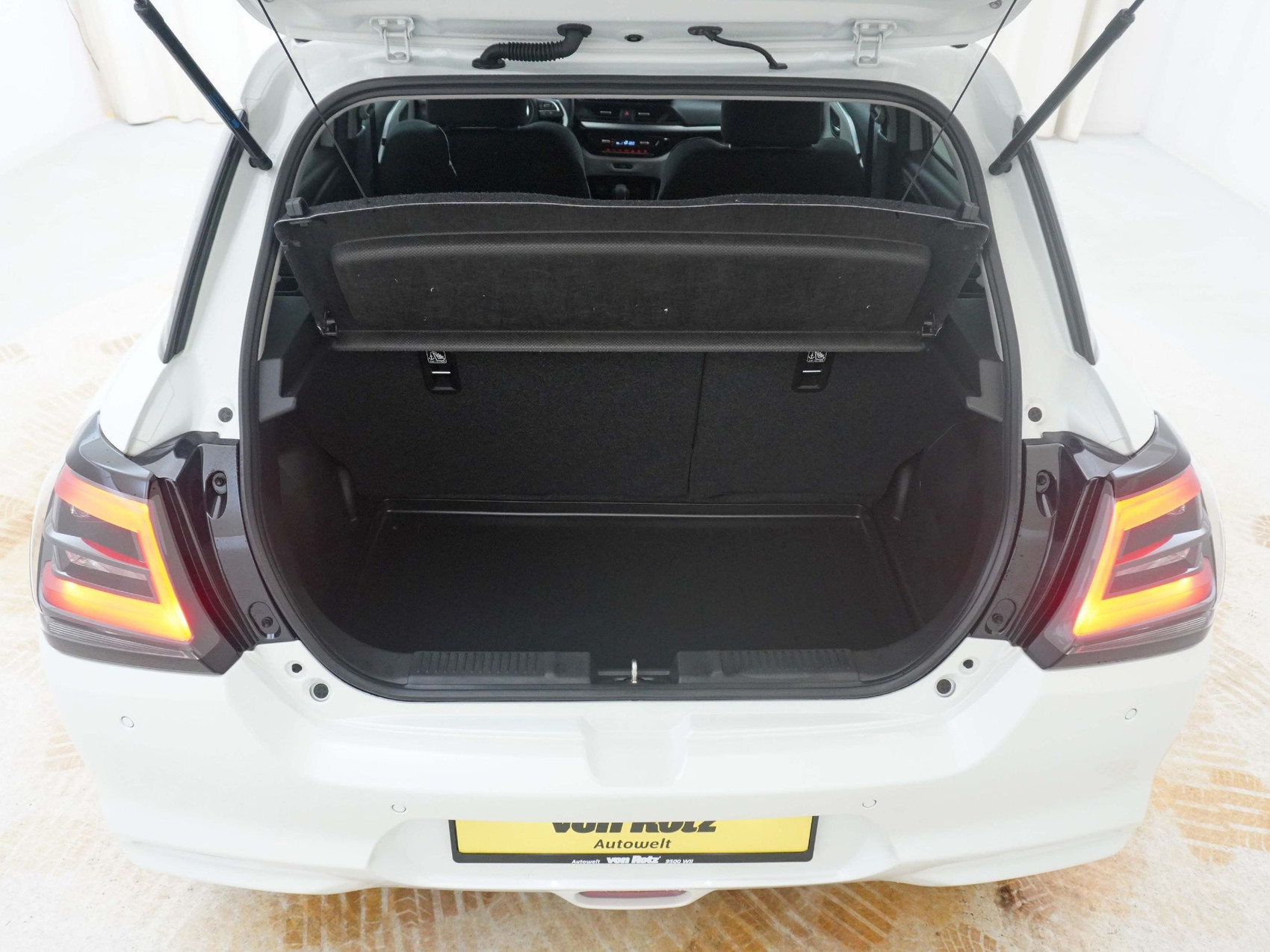 SUZUKI Swift 1.2 Tradizio Top Hybrid 4×4