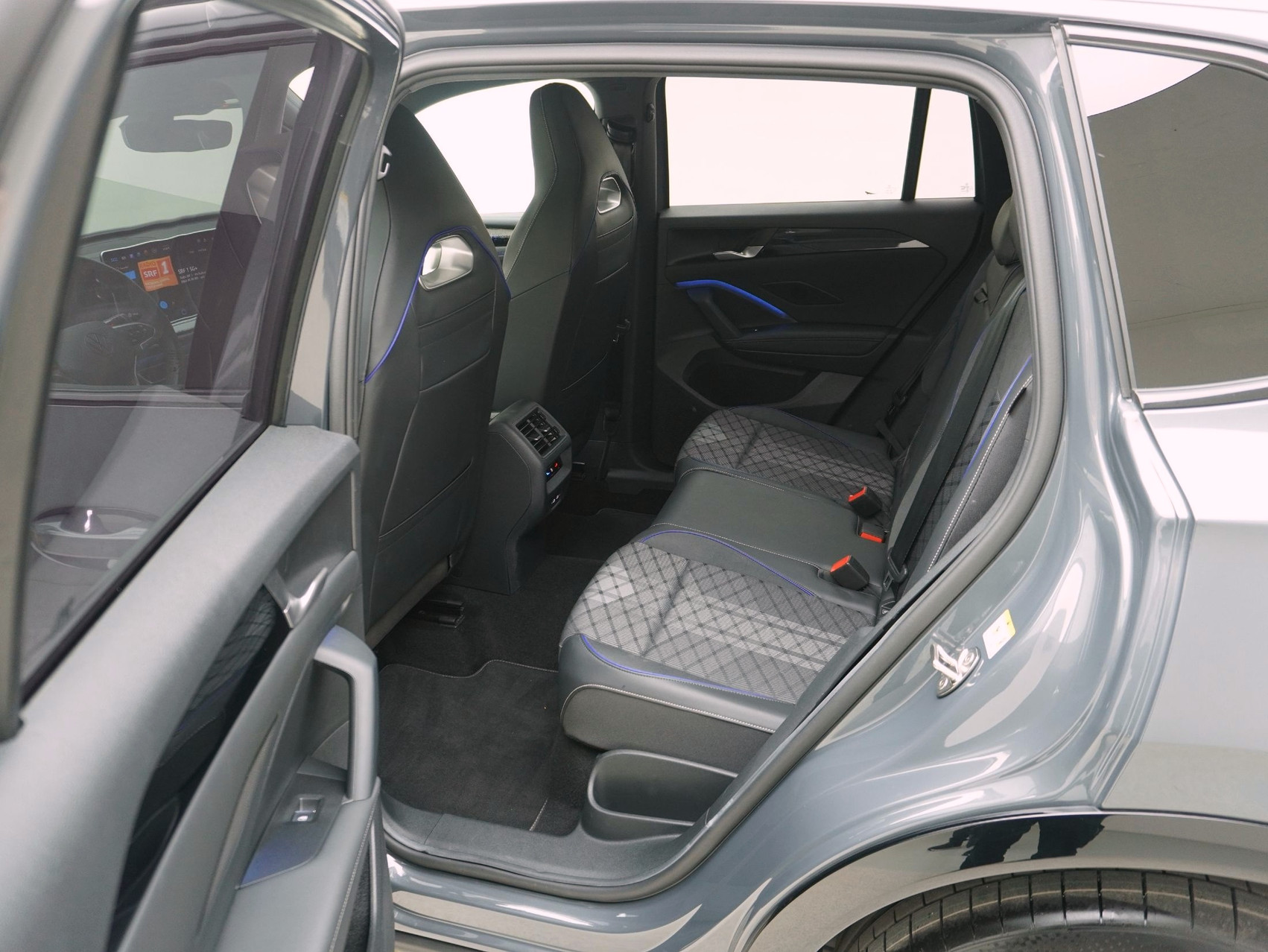 VW Tiguan 2.0 TSI DSG R-Line Black Style 4Motion (2025)