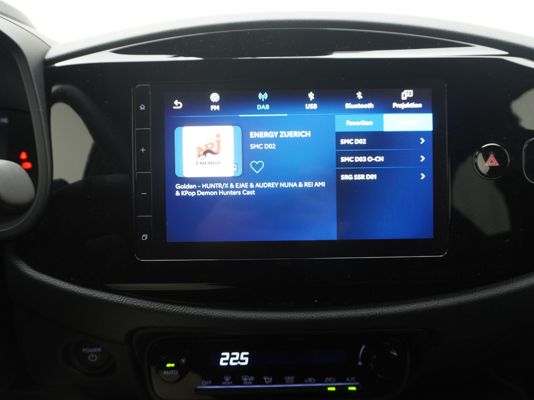 TOYOTA Aygo X 1.5 VVT-i HSD Trend ** Hybrid **