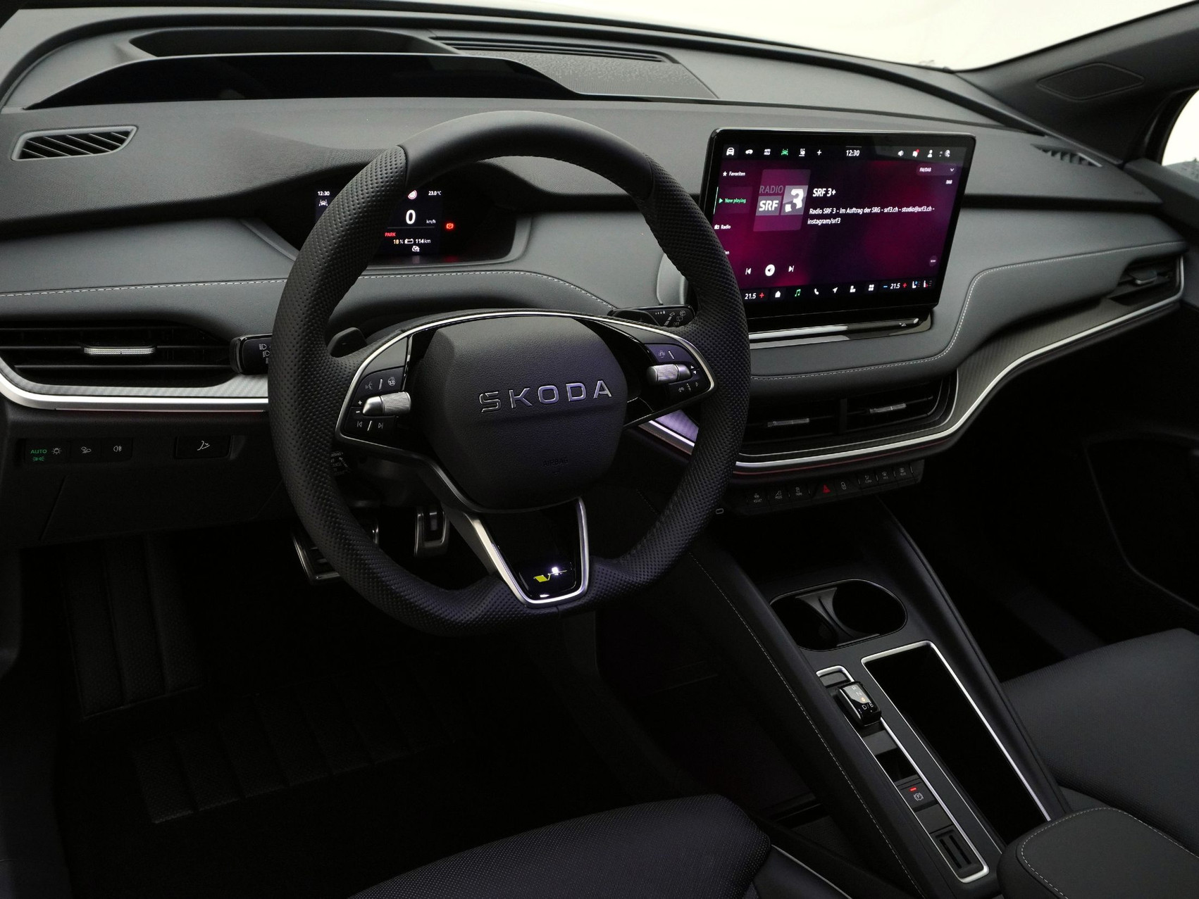 SKODA Enyaq iV RS-Suite MAXX