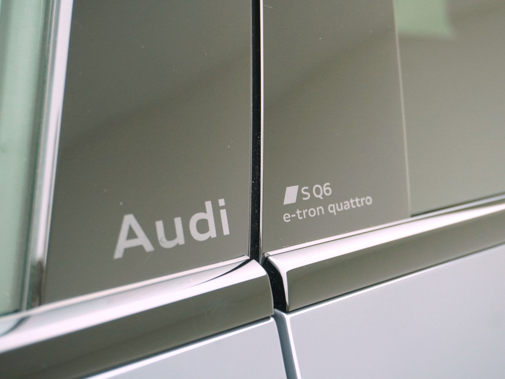 AUDI SQ6 e-tron quattro **Audi Werksgarantie bis 05/2030**