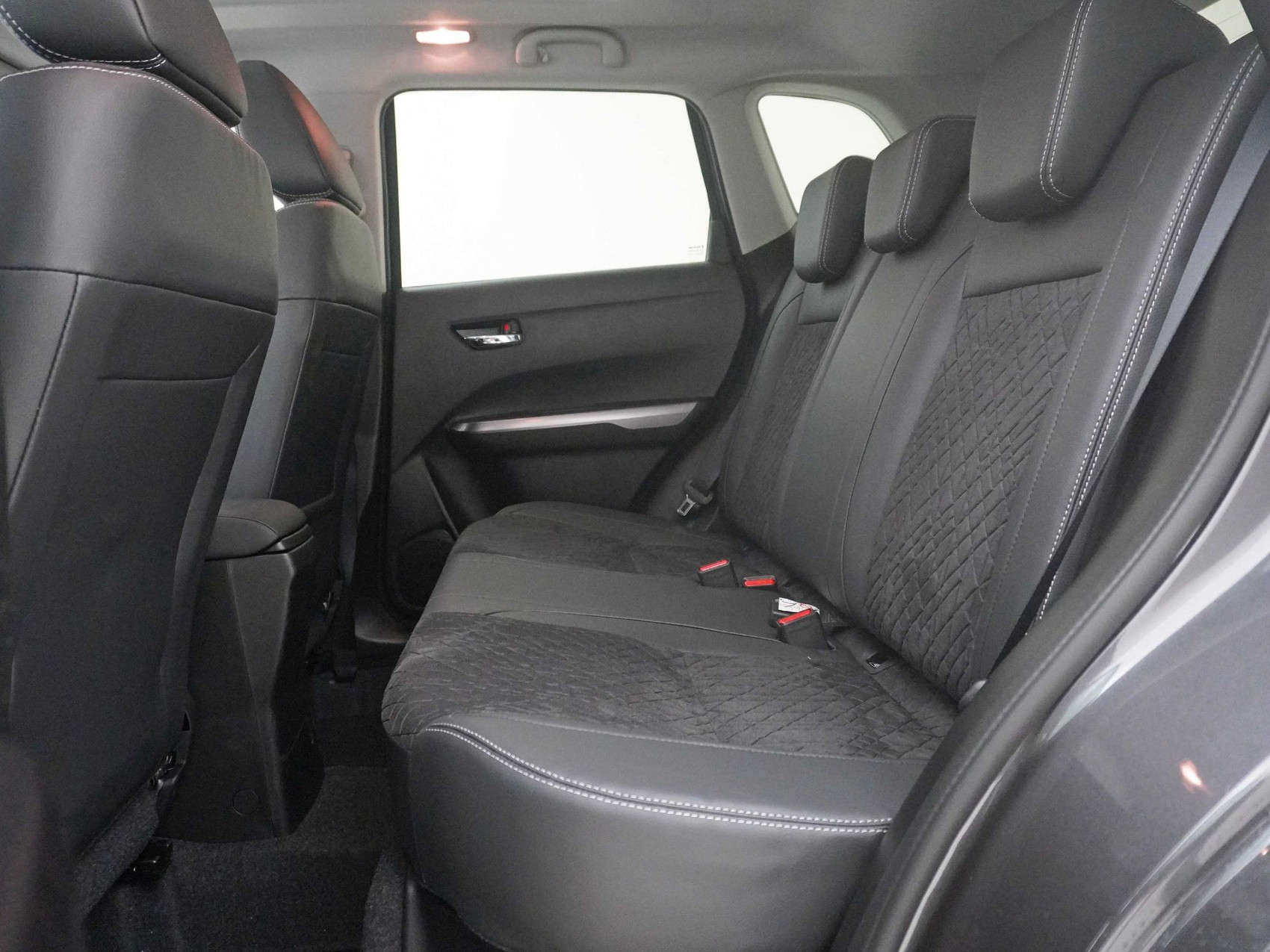 SUZUKI Vitara 1.4 T Compact Top Hybrid 4×4