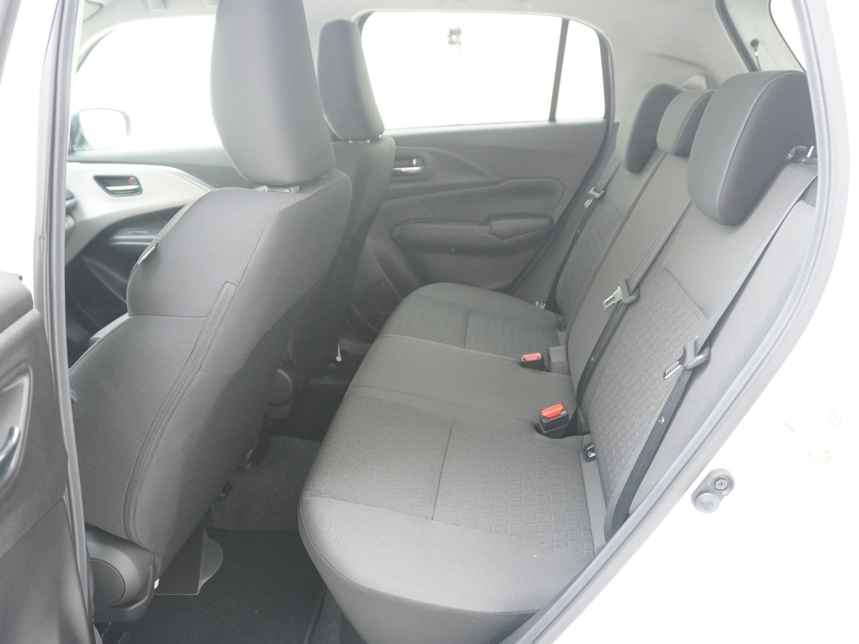 SUZUKI Swift 1.2 Sakura Top Hybrid 4×4