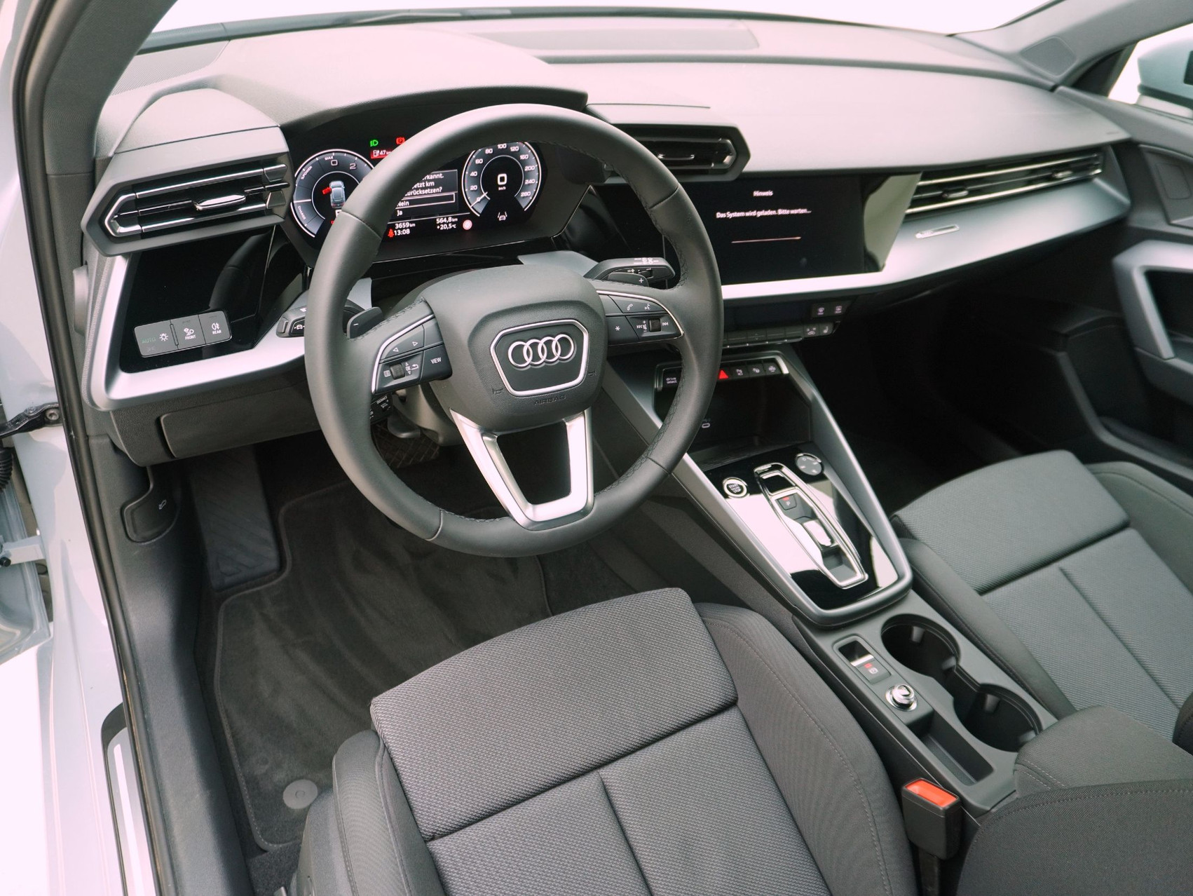 AUDI A3 Sportback 40 TFSI e Advanced S-Tronic **Audi Werksgarantie bis 07/2030**