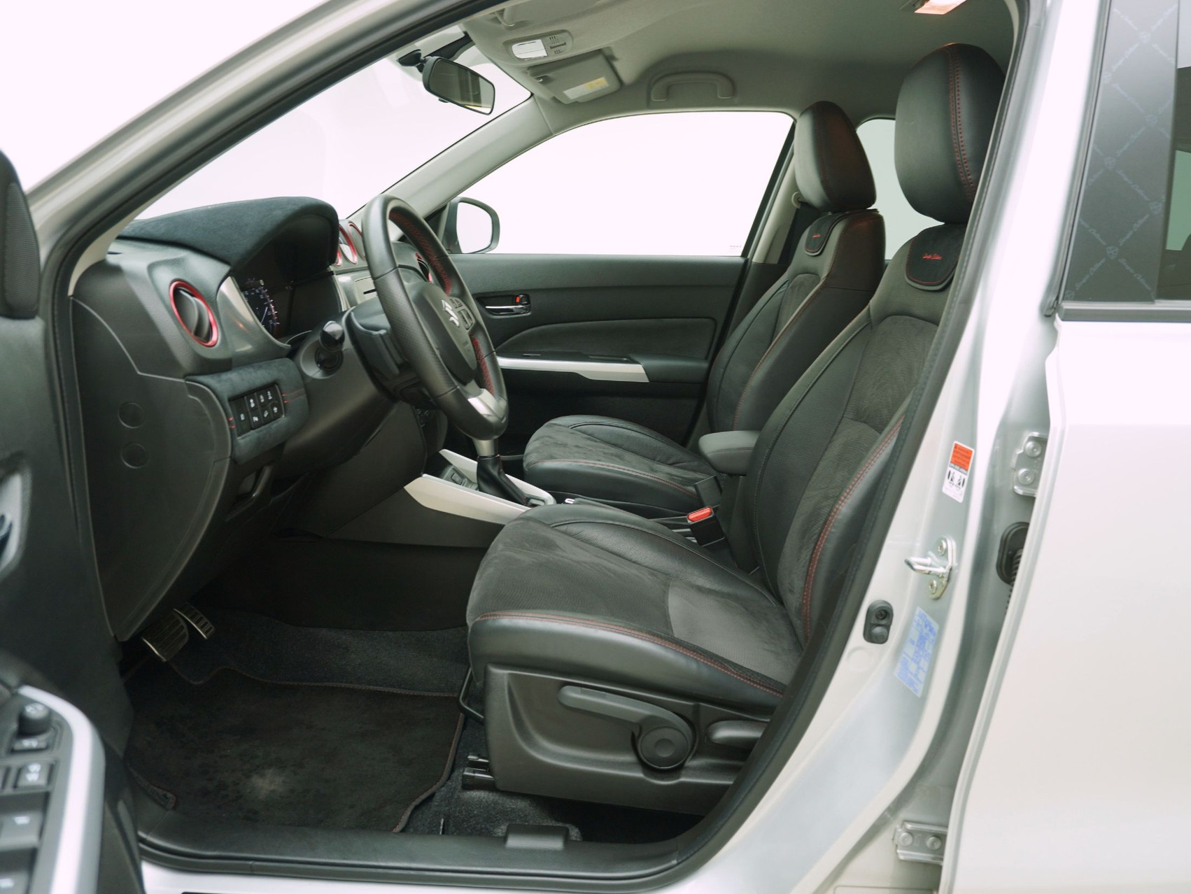 SUZUKI Vitara 1.4 T Sergio Cellano Top 4×4