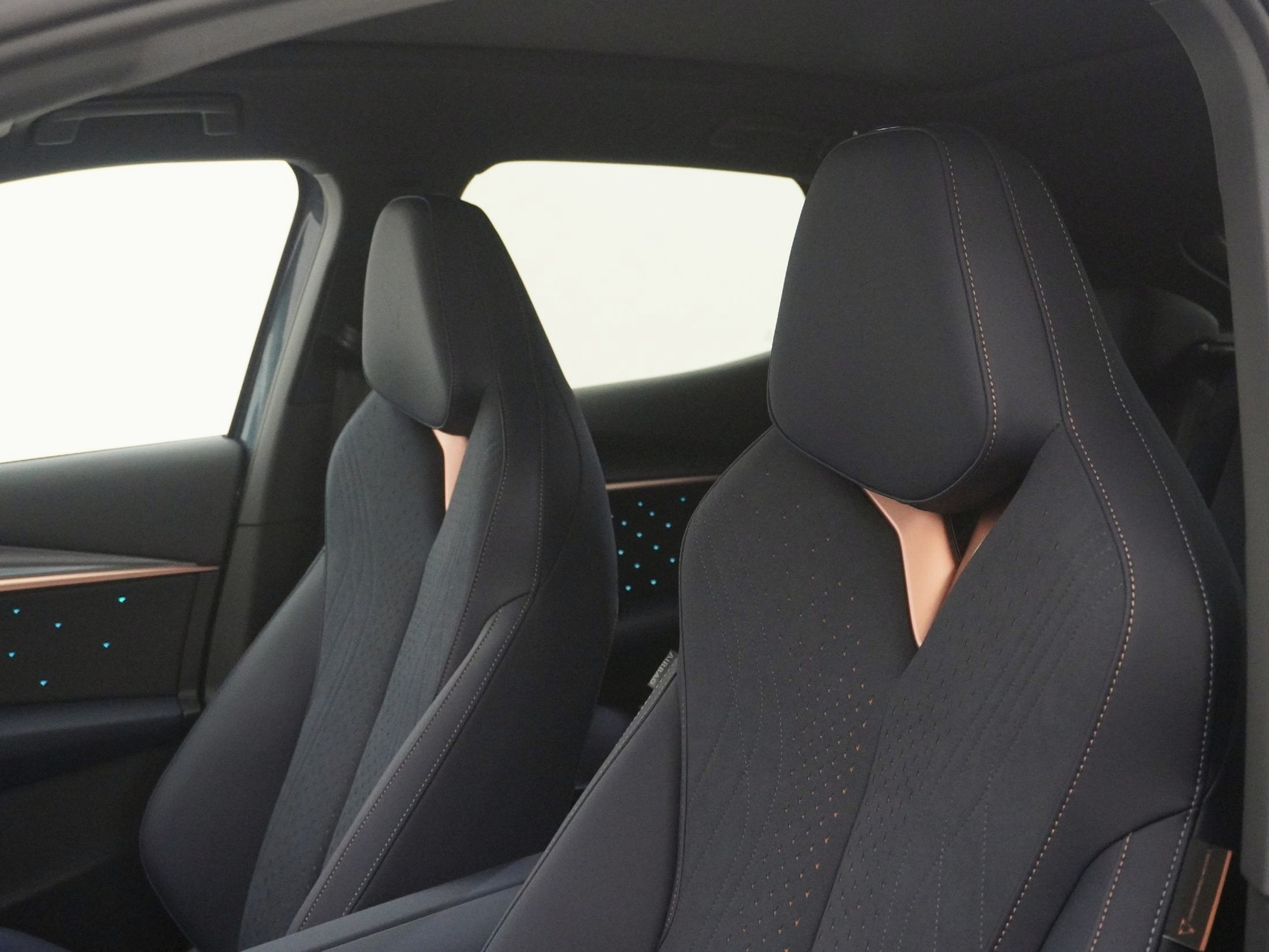 CUPRA Tavascan VZ Adrenaline