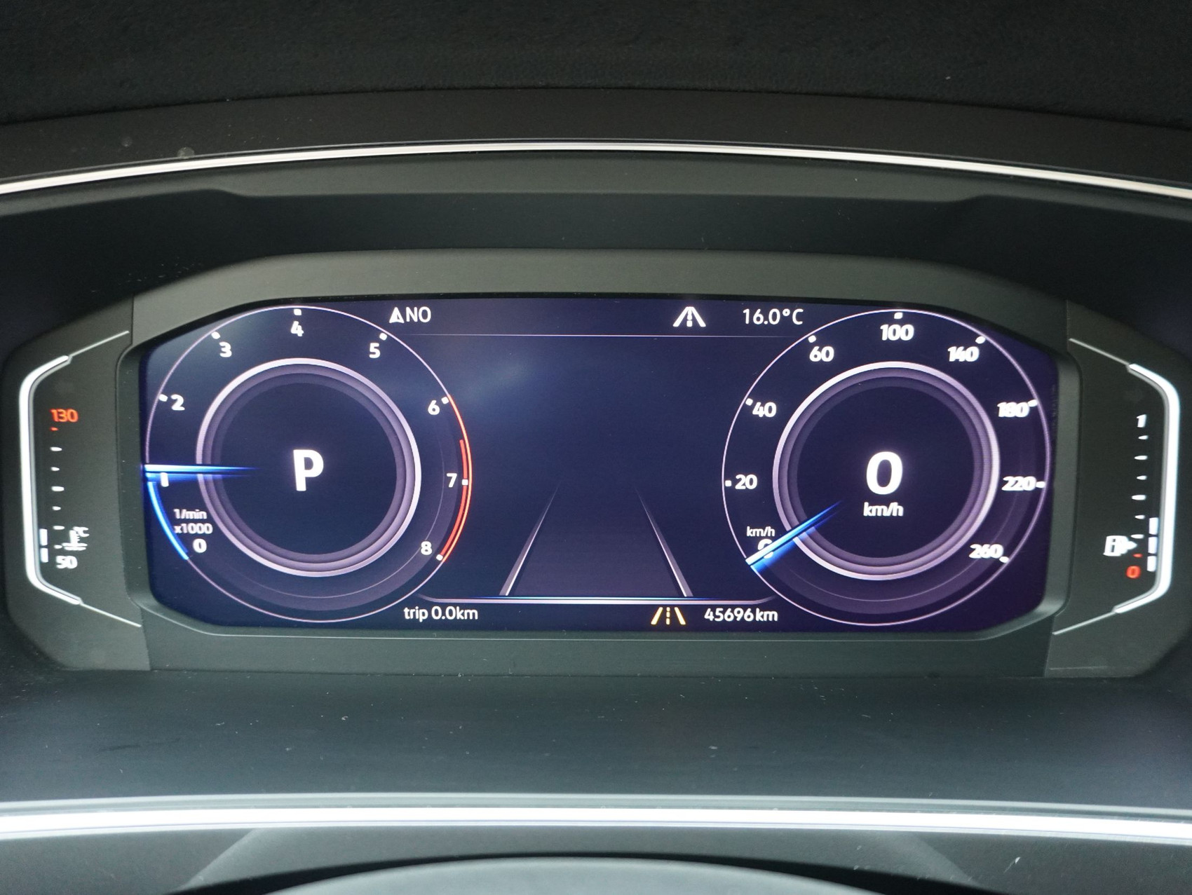 VW Tiguan Allspace 2.0 TSI DSG R-Line 4Motion