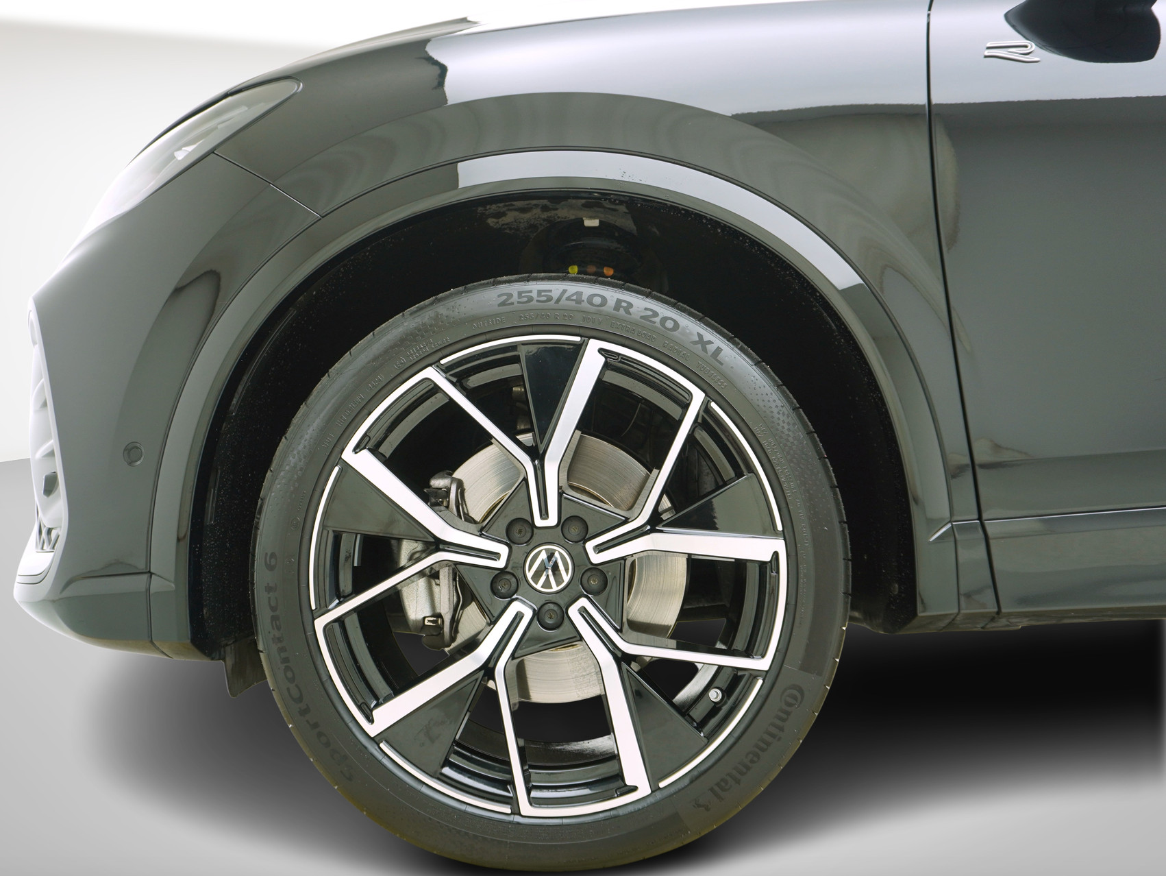 VW Tiguan 2.0 TSI DSG R-Line 4Motion