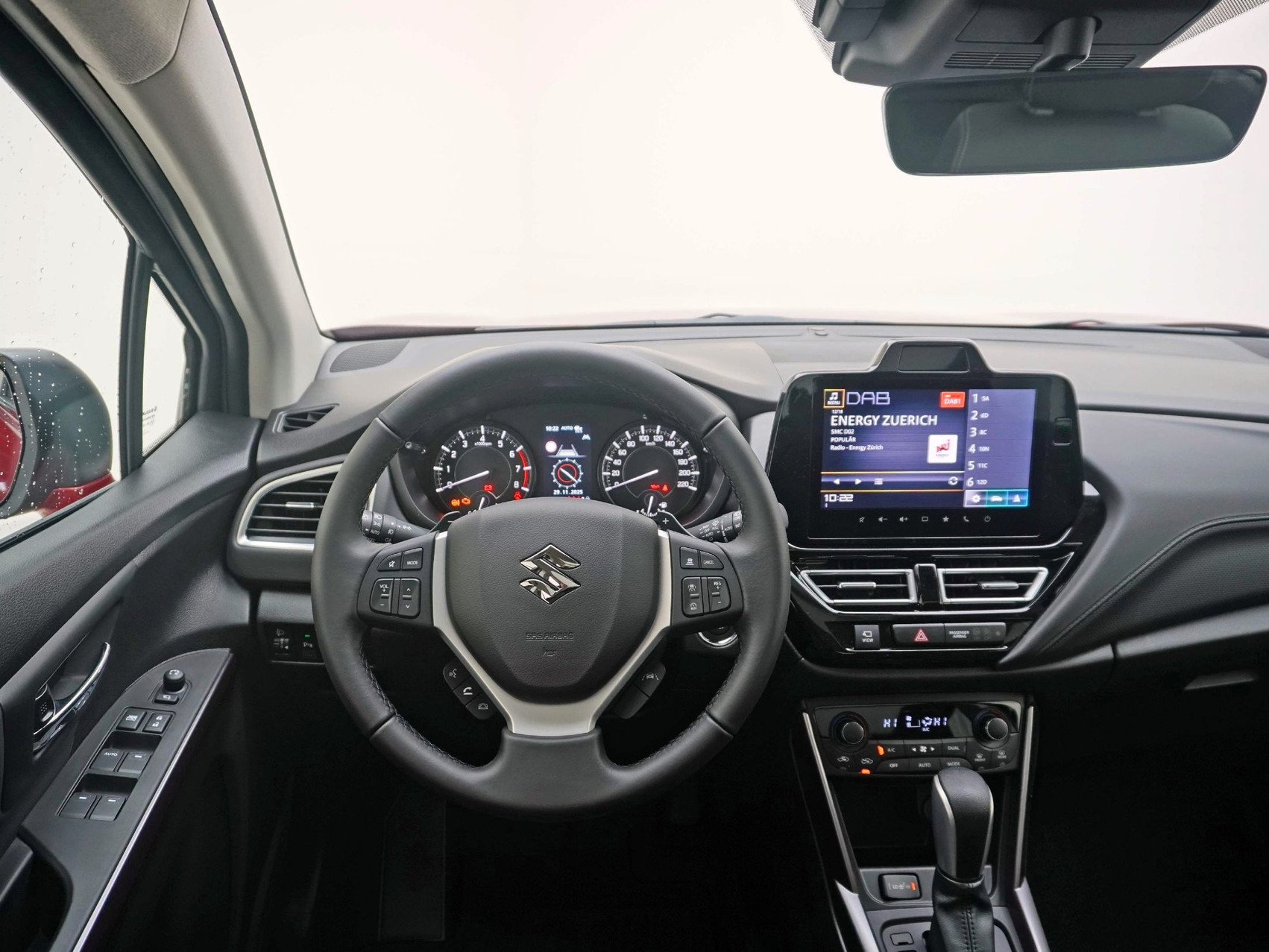 SUZUKI S-Cross 1.4 T Compact Top Hybrid 4×4