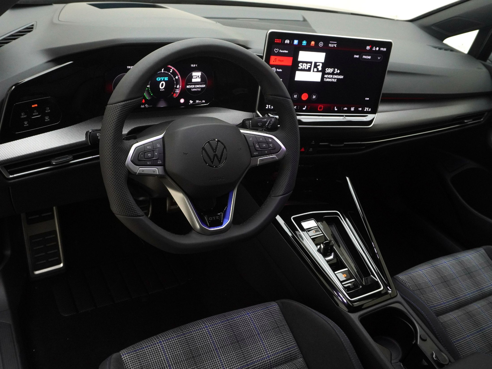 VW Golf VIII 1.5 TSI Plug-in-Hybrid GTE DSG