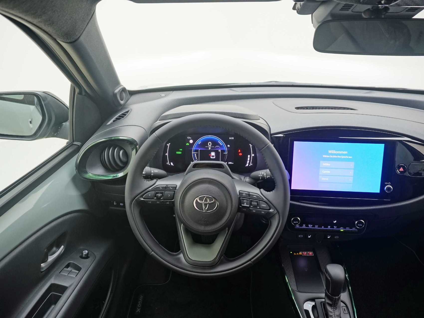 TOYOTA Aygo X 1.5 VVT-i HSD Style ** voll Hybrid **