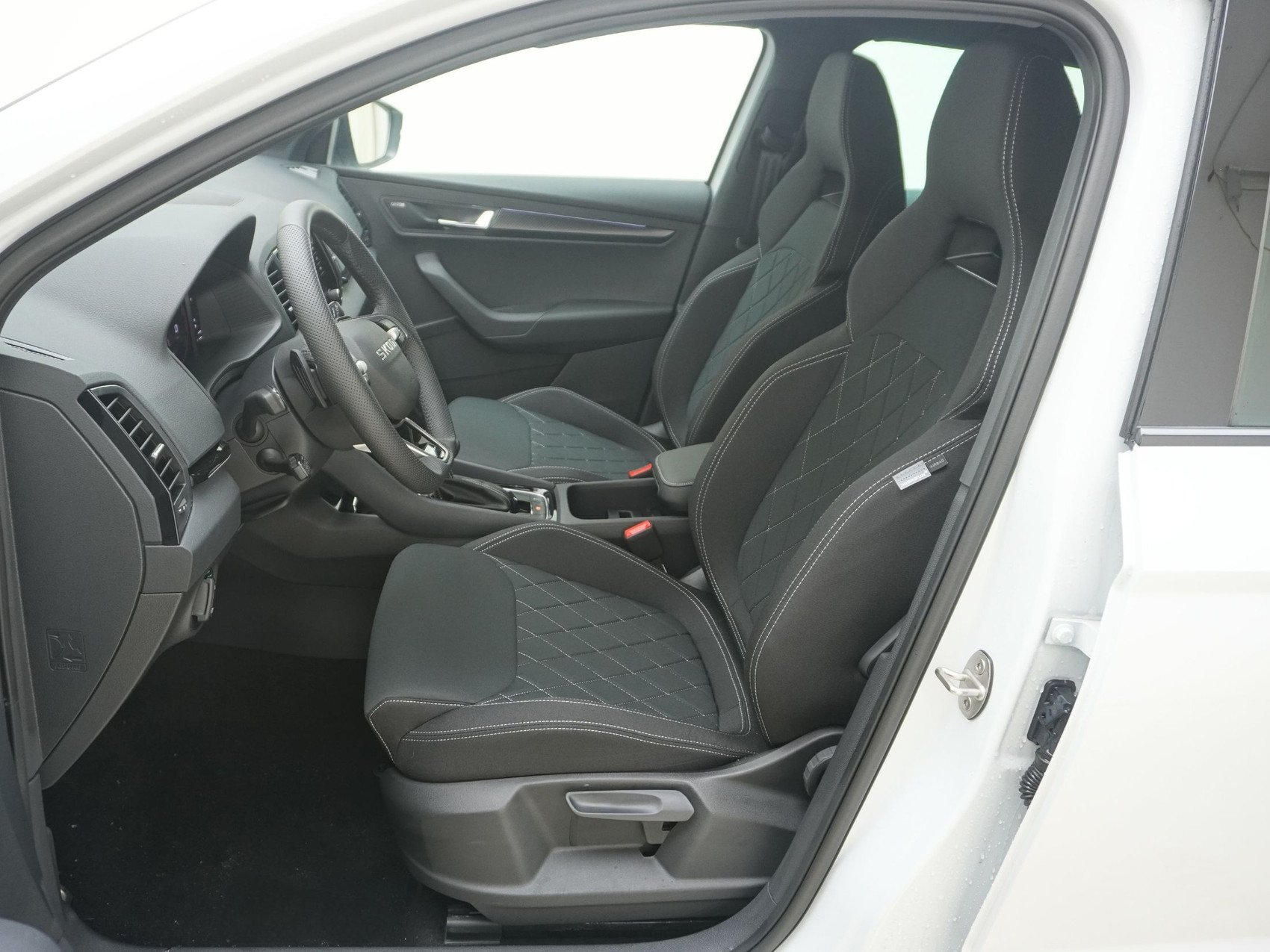 SKODA Karoq 2.0 TSI SportLine DSG 4×4